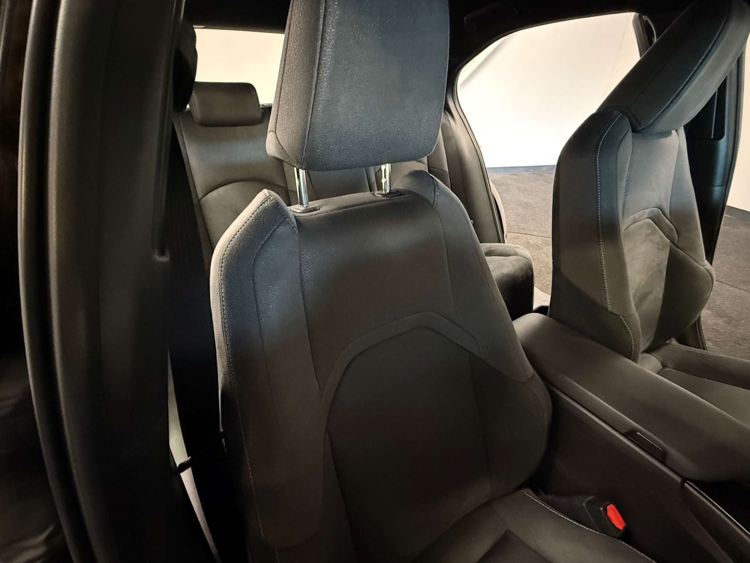 Used Lexus UX 2022 for sale - 76982670: Photo 10