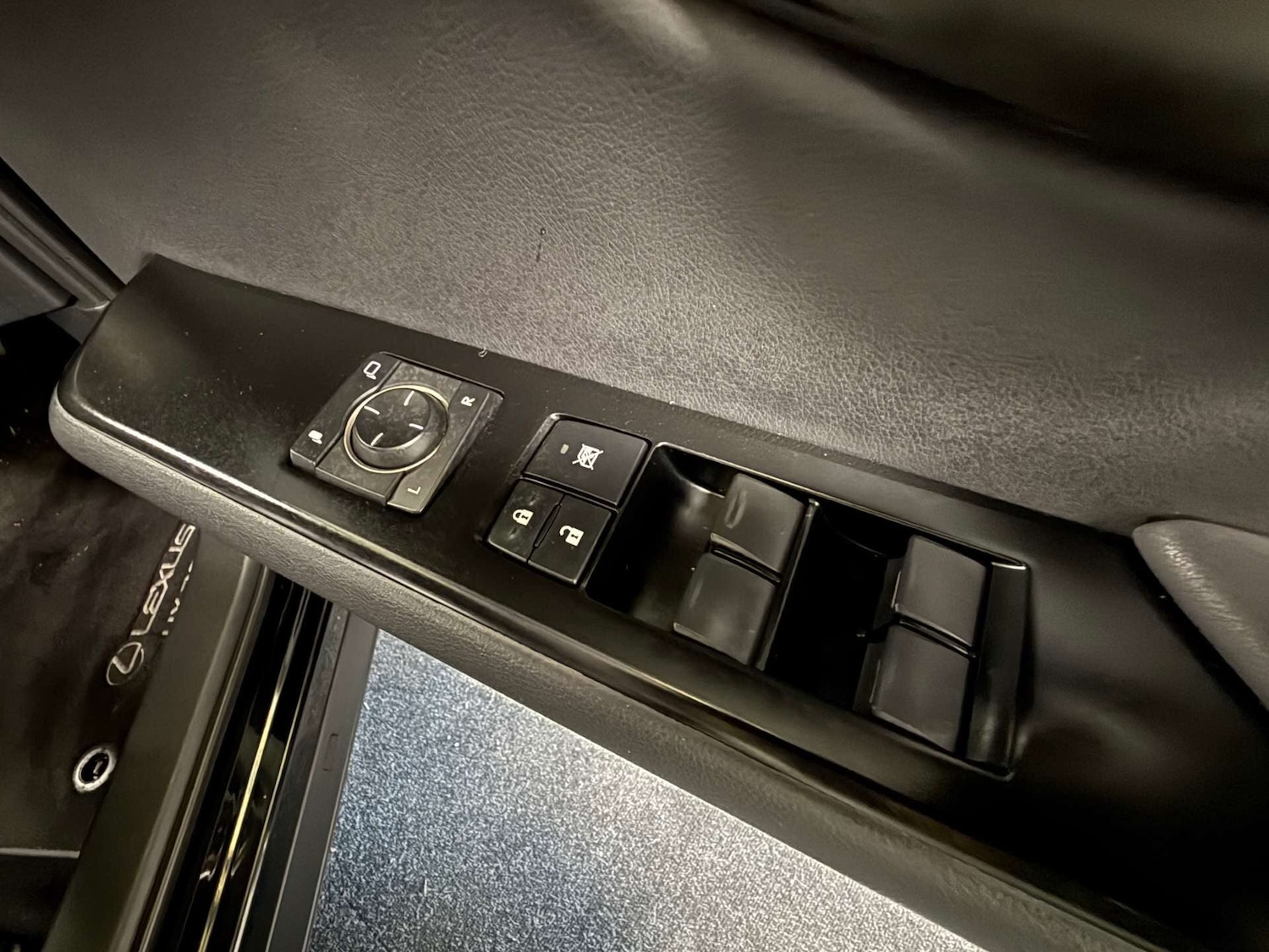 Used Lexus UX 2022 for sale - 76982670: Photo 23