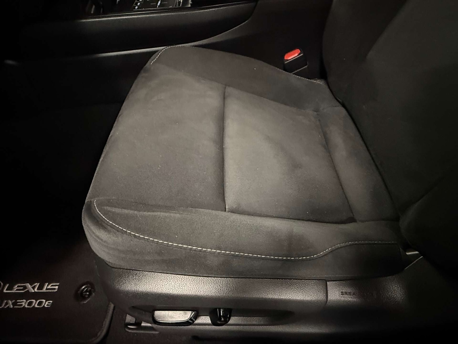 Used Lexus UX 2022 for sale - 76982670: Photo 29