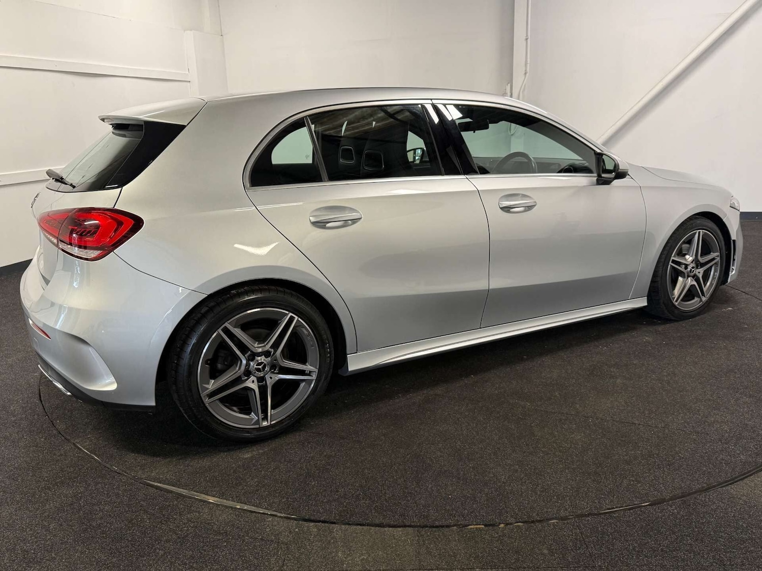 Used Mercedes-Benz A-Class 2019 for sale - 76893151: Photo 5