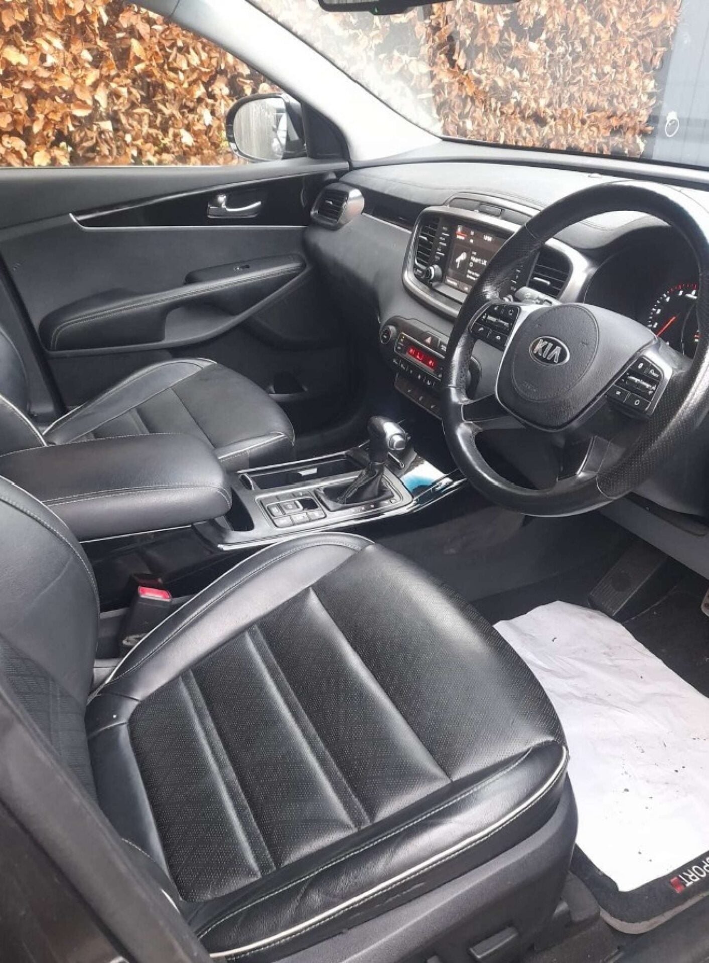 Used Kia Sorento 2018 for sale - 76950061: Photo 3