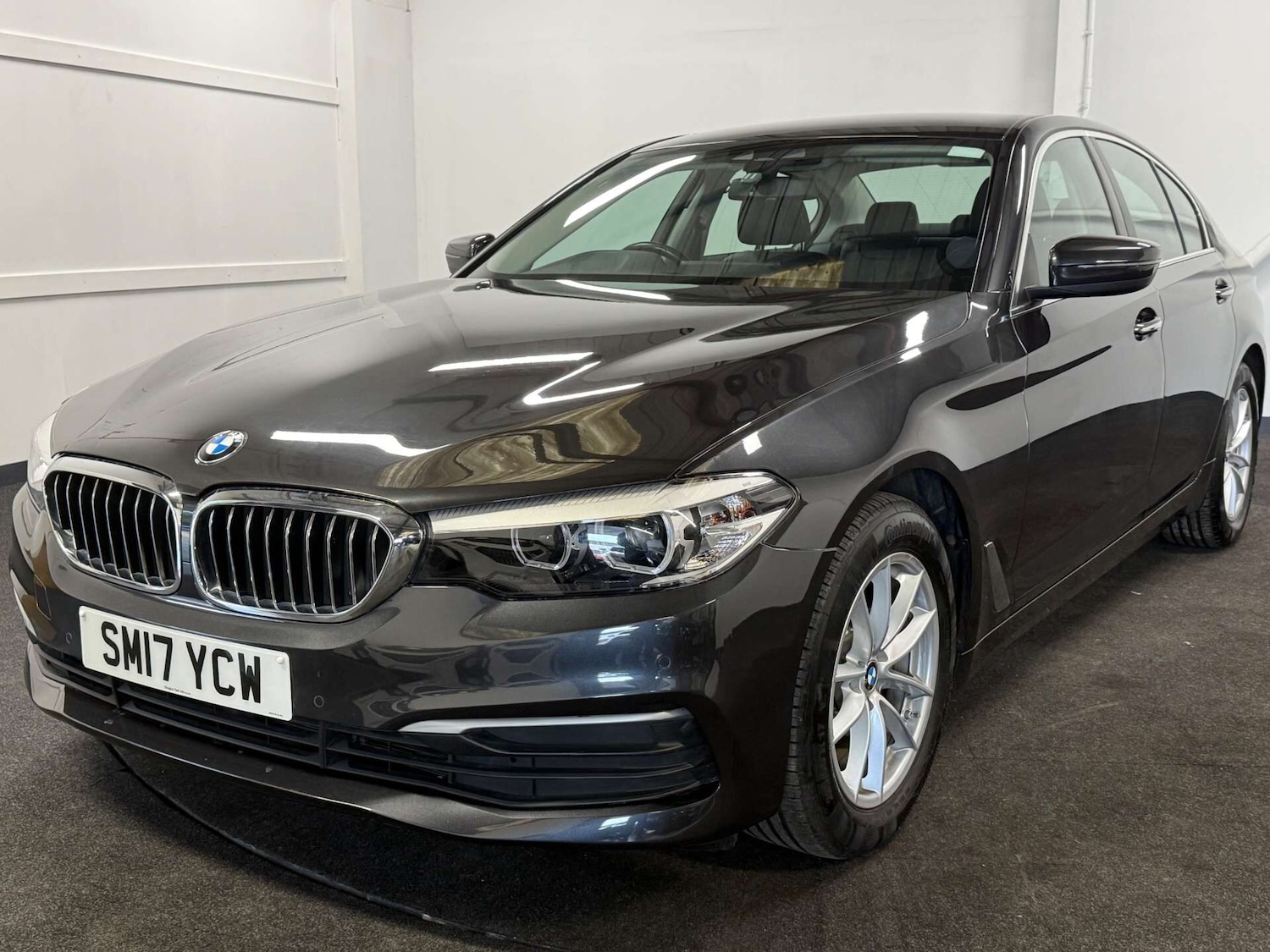 Used BMW 5 Series 2017 for sale - 76065783: Photo 1