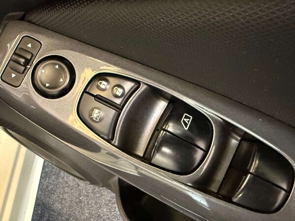 Used Nissan Juke 2021 for sale - 76185957: Photo 12