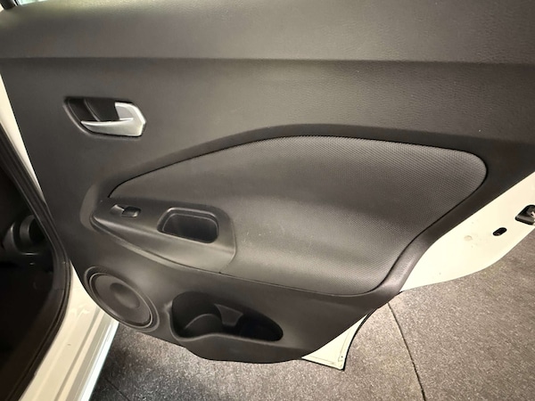 Used Nissan Juke 2021 for sale - 76185957: Photo 26