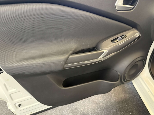 Used Nissan Juke 2021 for sale - 76185957: Photo 42
