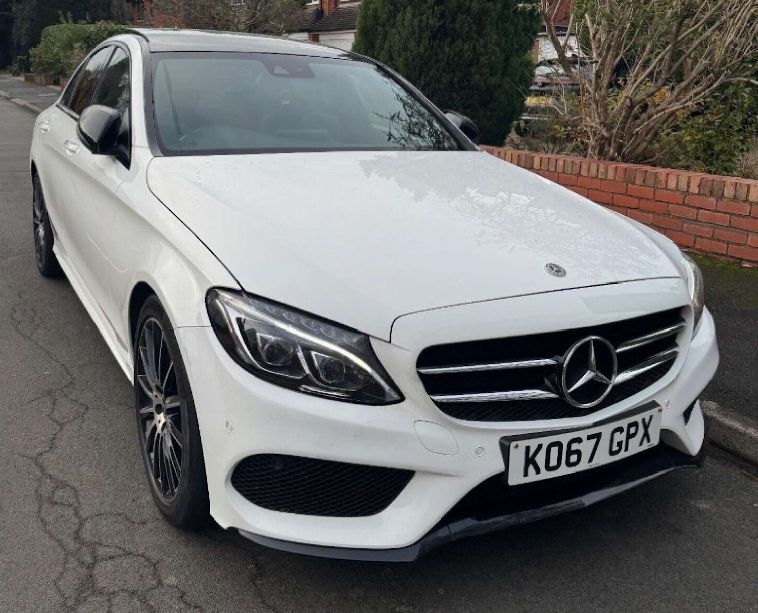 Used Mercedes-Benz C Class 2018 for sale - 76670345: Photo 1