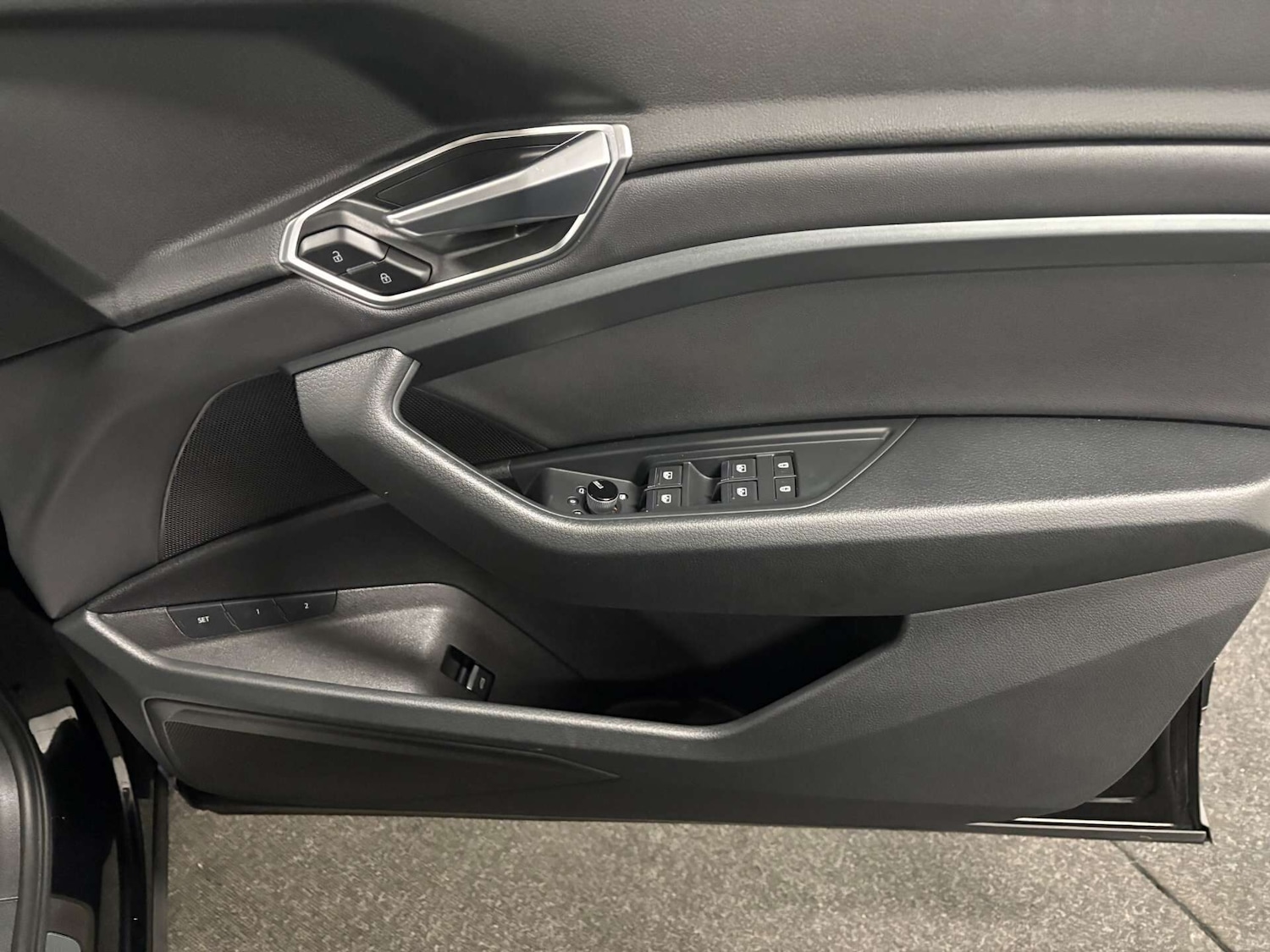 Used Audi e-tron 2021 for sale - 77997132: Photo 13