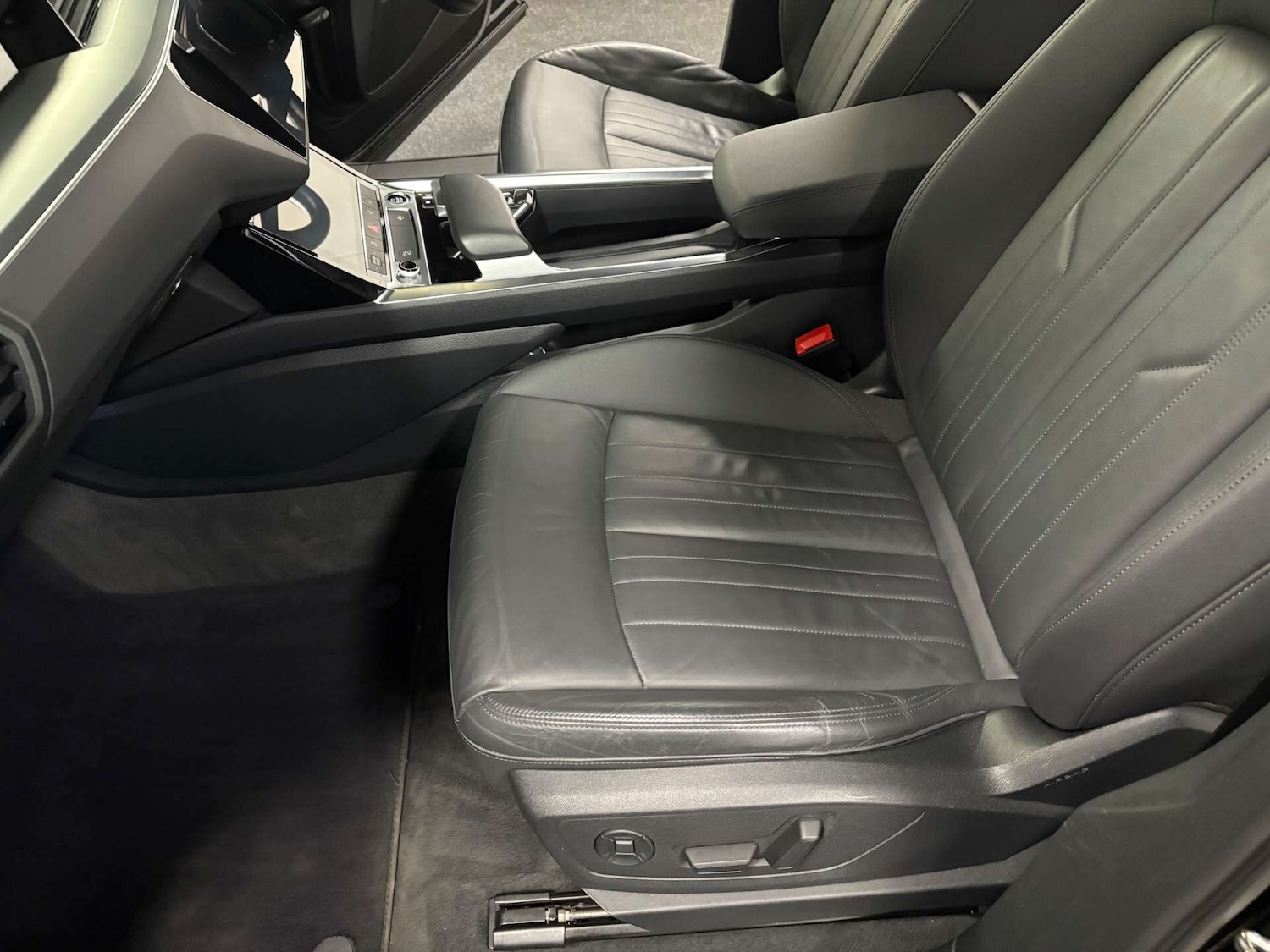 Used Audi e-tron 2021 for sale - 77997132: Photo 56