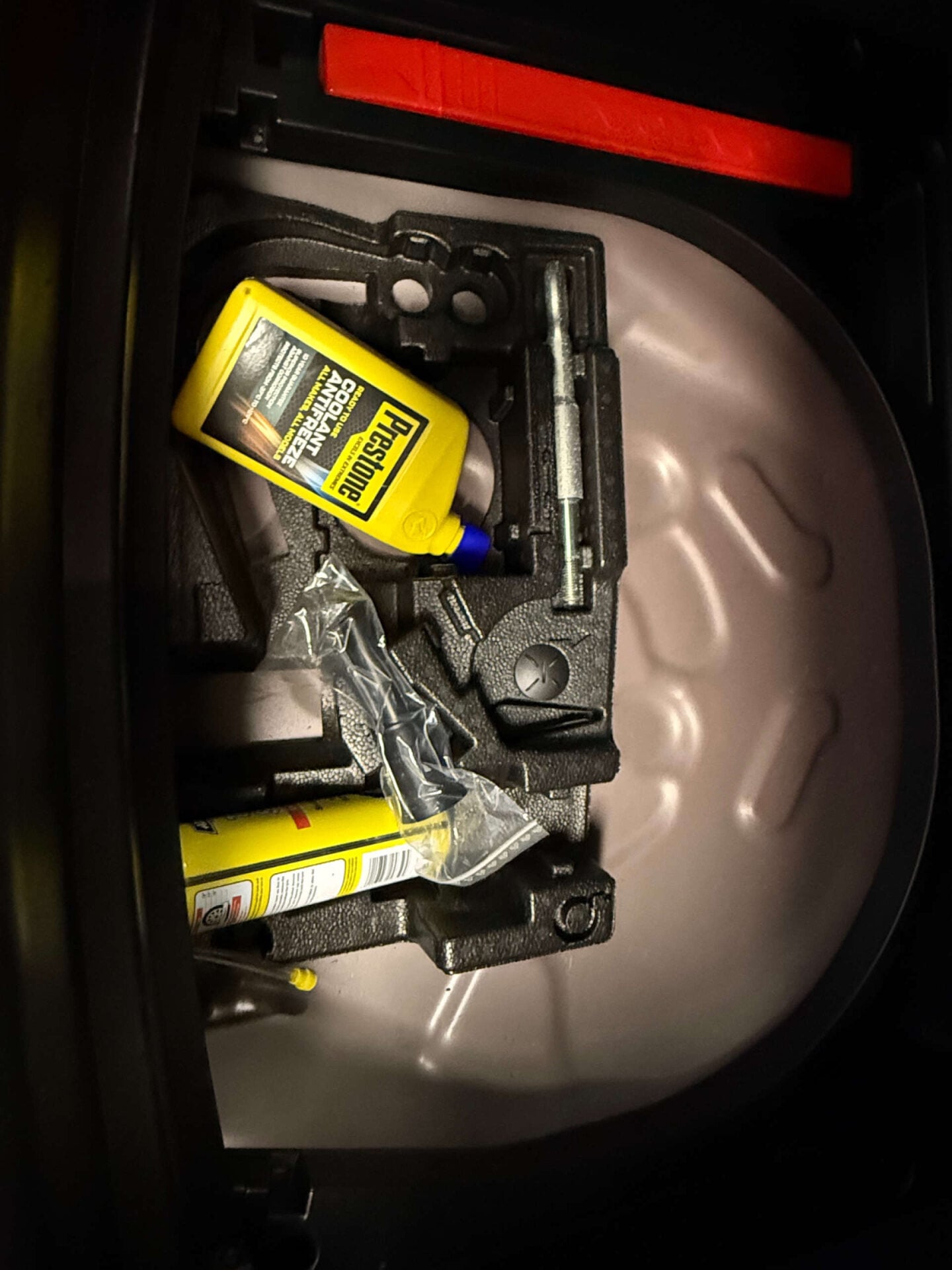 Used Volvo V40 2018 for sale - 76763304: Photo 41