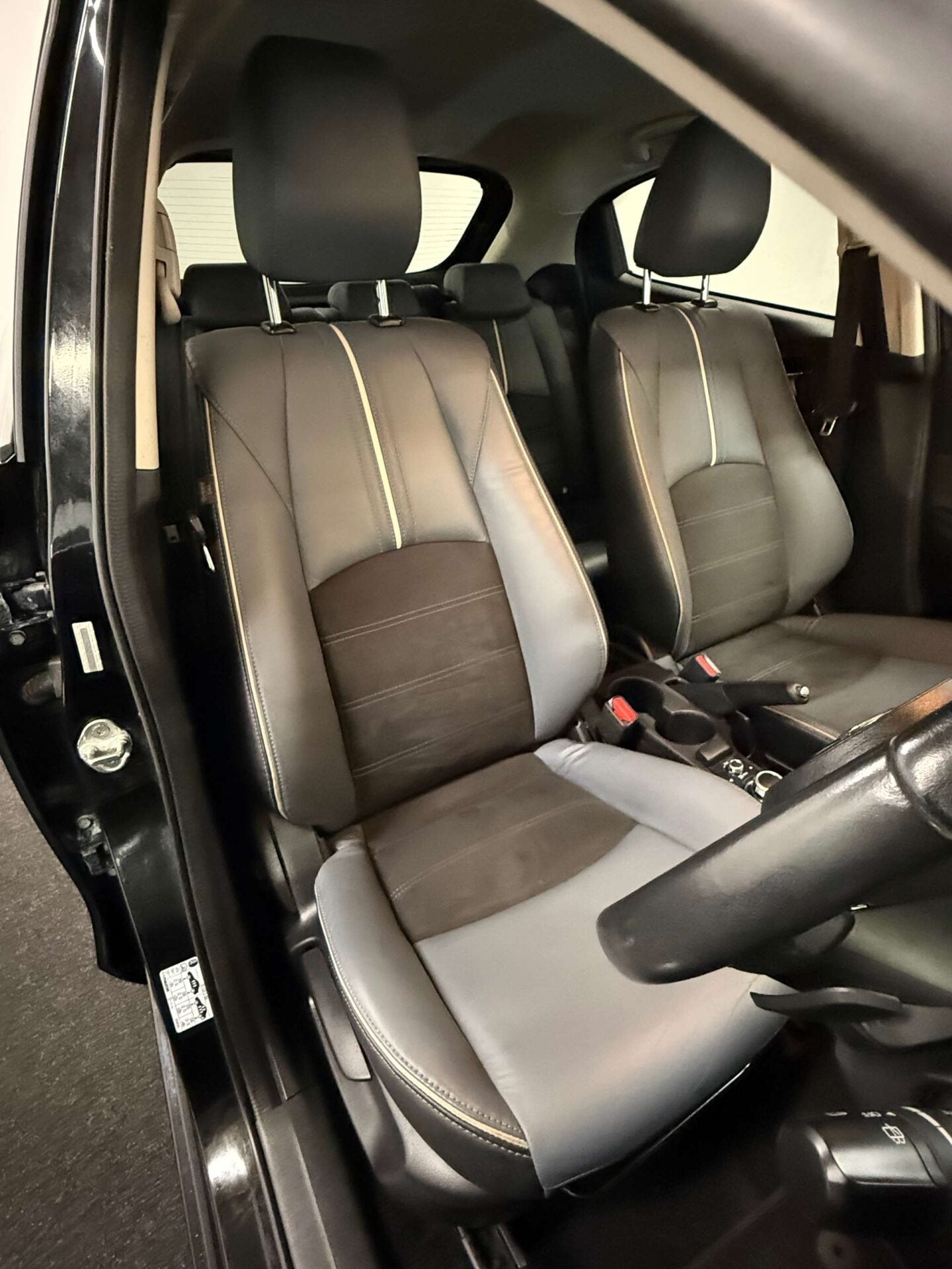 Used Mazda Mazda2 2022 for sale - 78015944: Photo 11