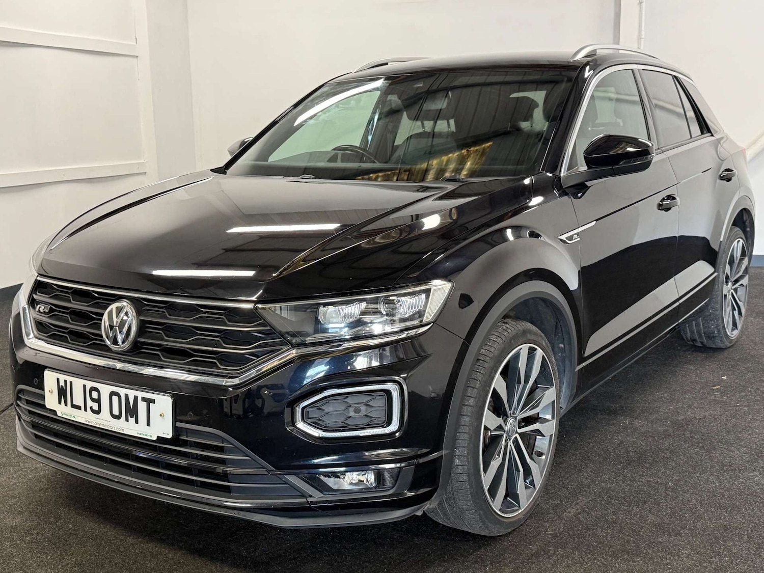 Used Volkswagen T-Roc 2019 for sale - 77368060: Photo 1