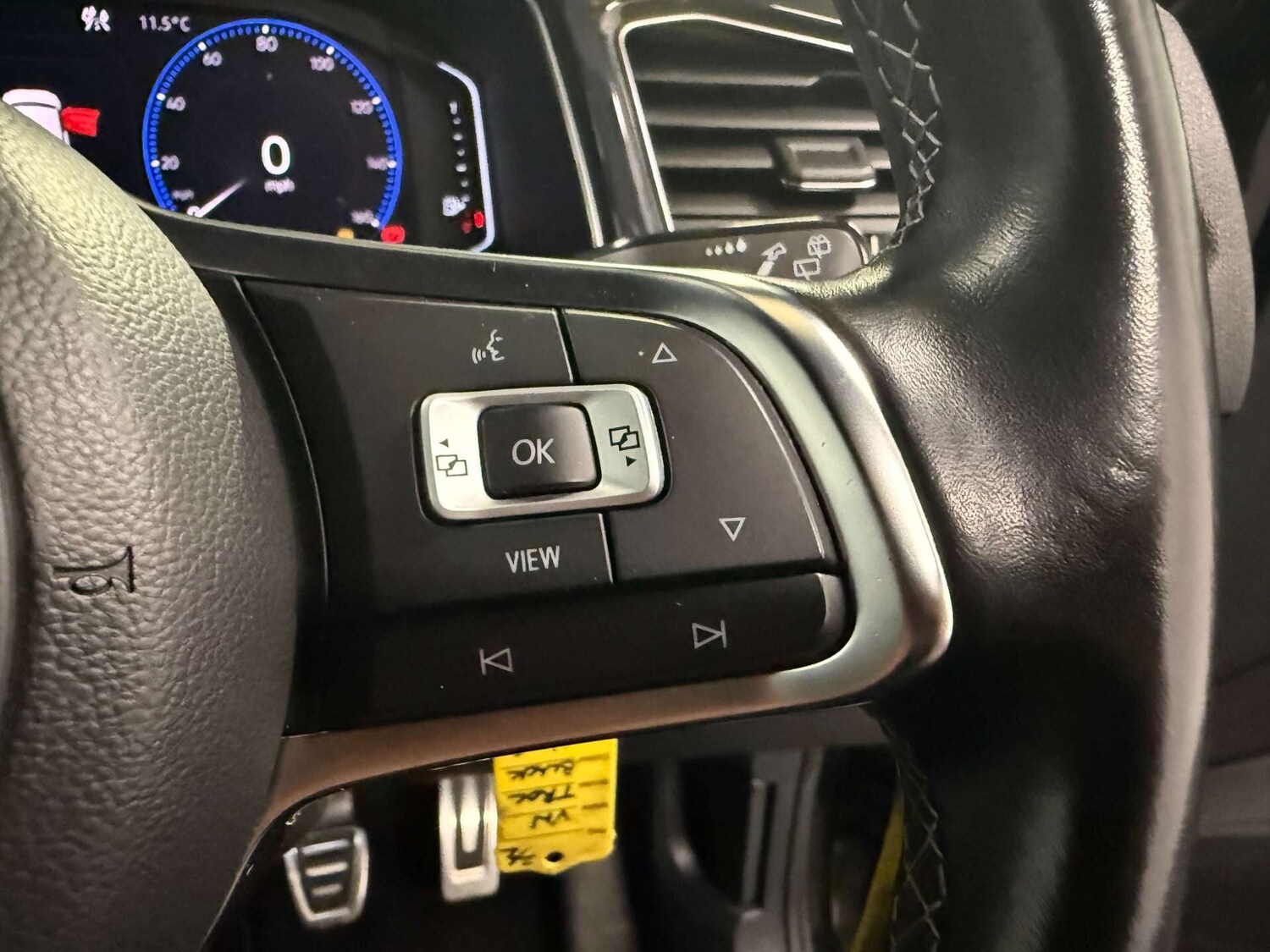 Used Volkswagen T-Roc 2019 for sale - 77368060: Photo 16