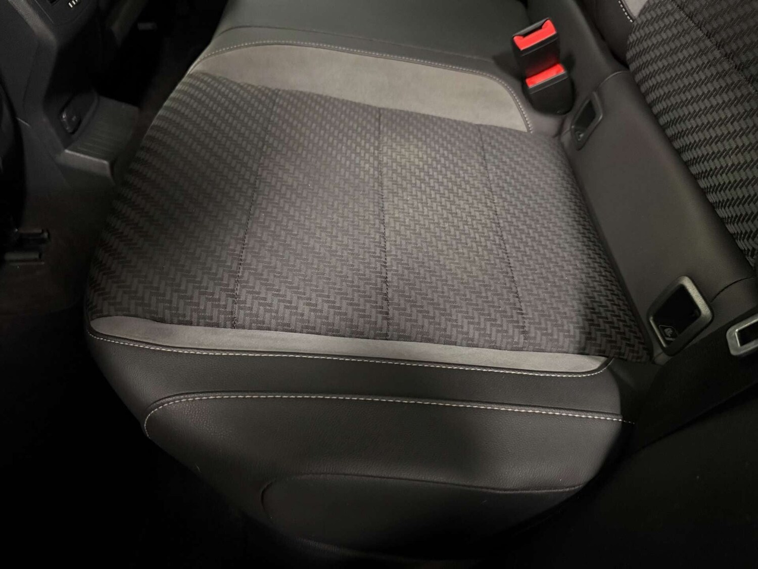 Used Volkswagen T-Roc 2019 for sale - 77368060: Photo 33