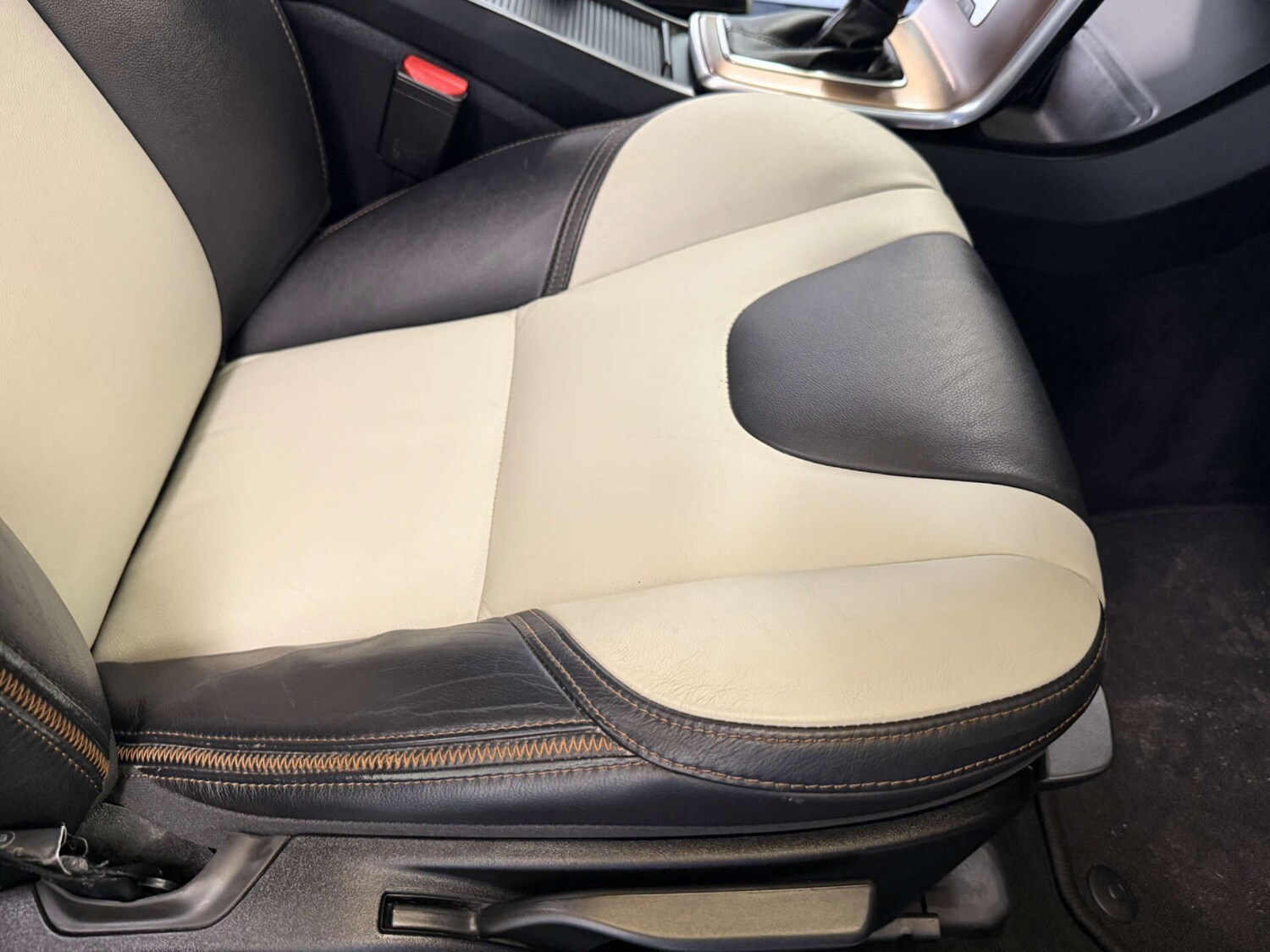 Used Volvo V40 2018 for sale - 77418449: Photo 13