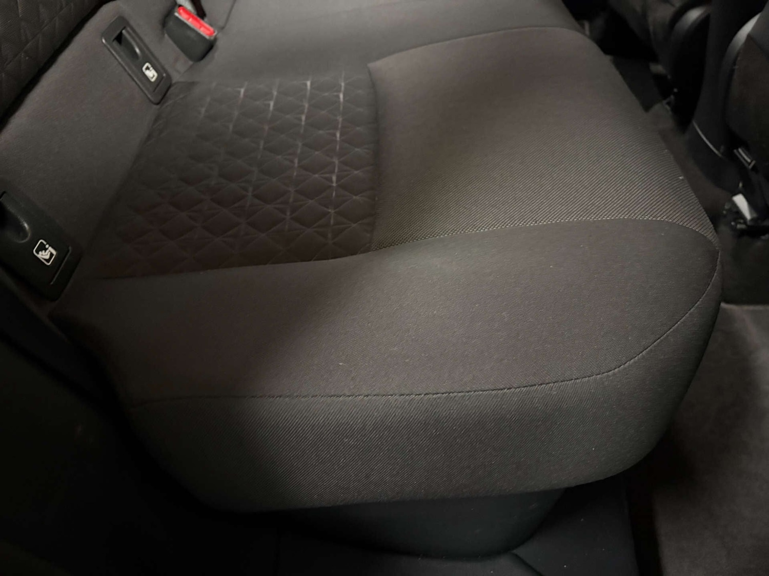 Used Toyota C-HR 2020 for sale - 76961673: Photo 28