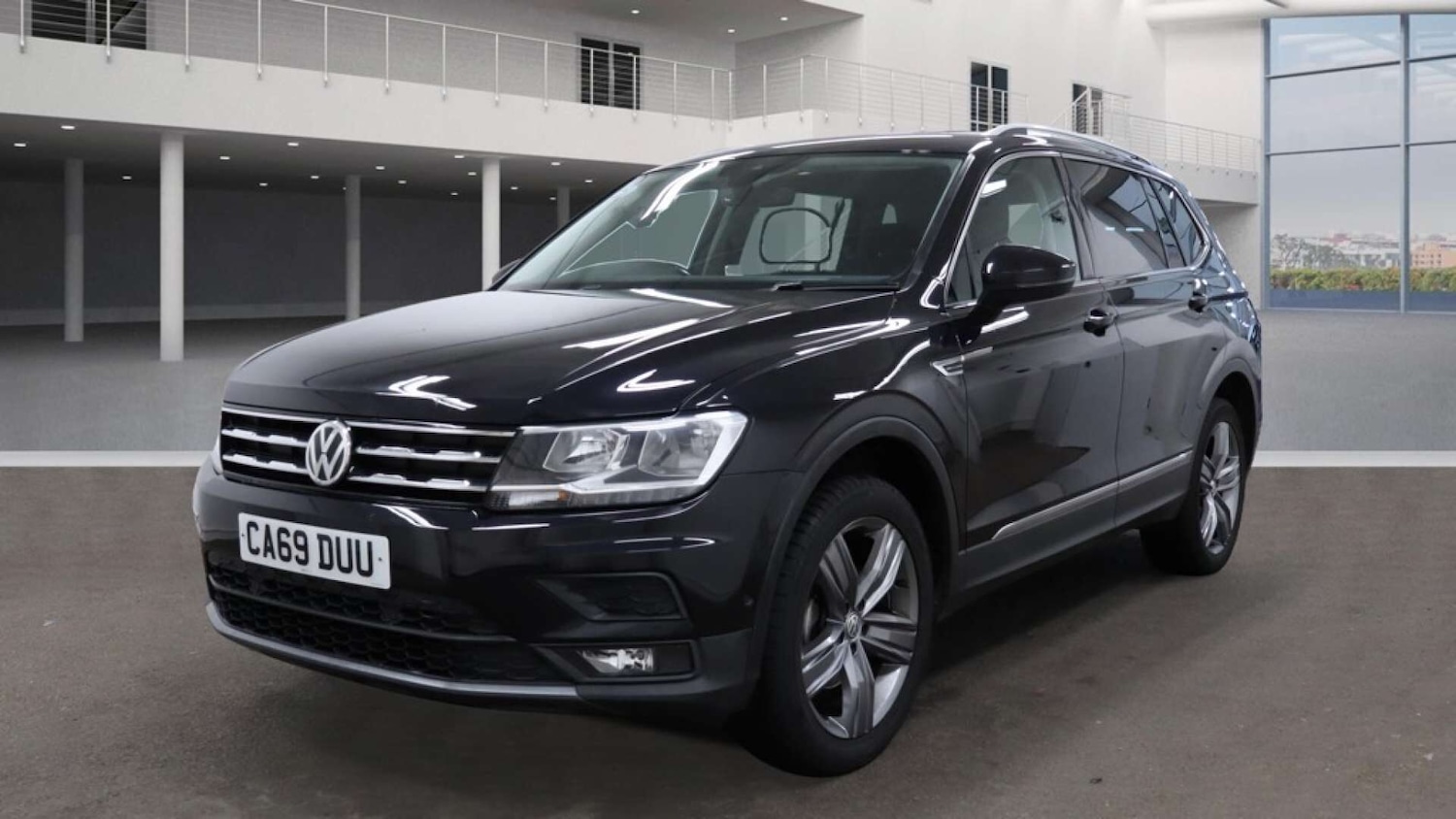 Used Volkswagen Tiguan Allspace 2019 for sale - 76413860: Photo 2