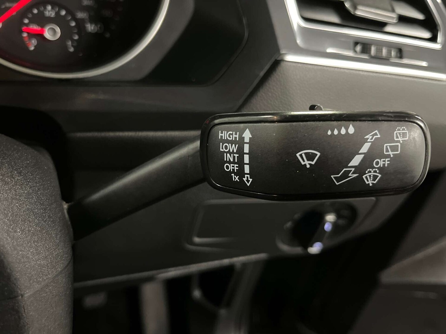 Used Volkswagen Tiguan 2019 for sale - 76413860: Photo 23