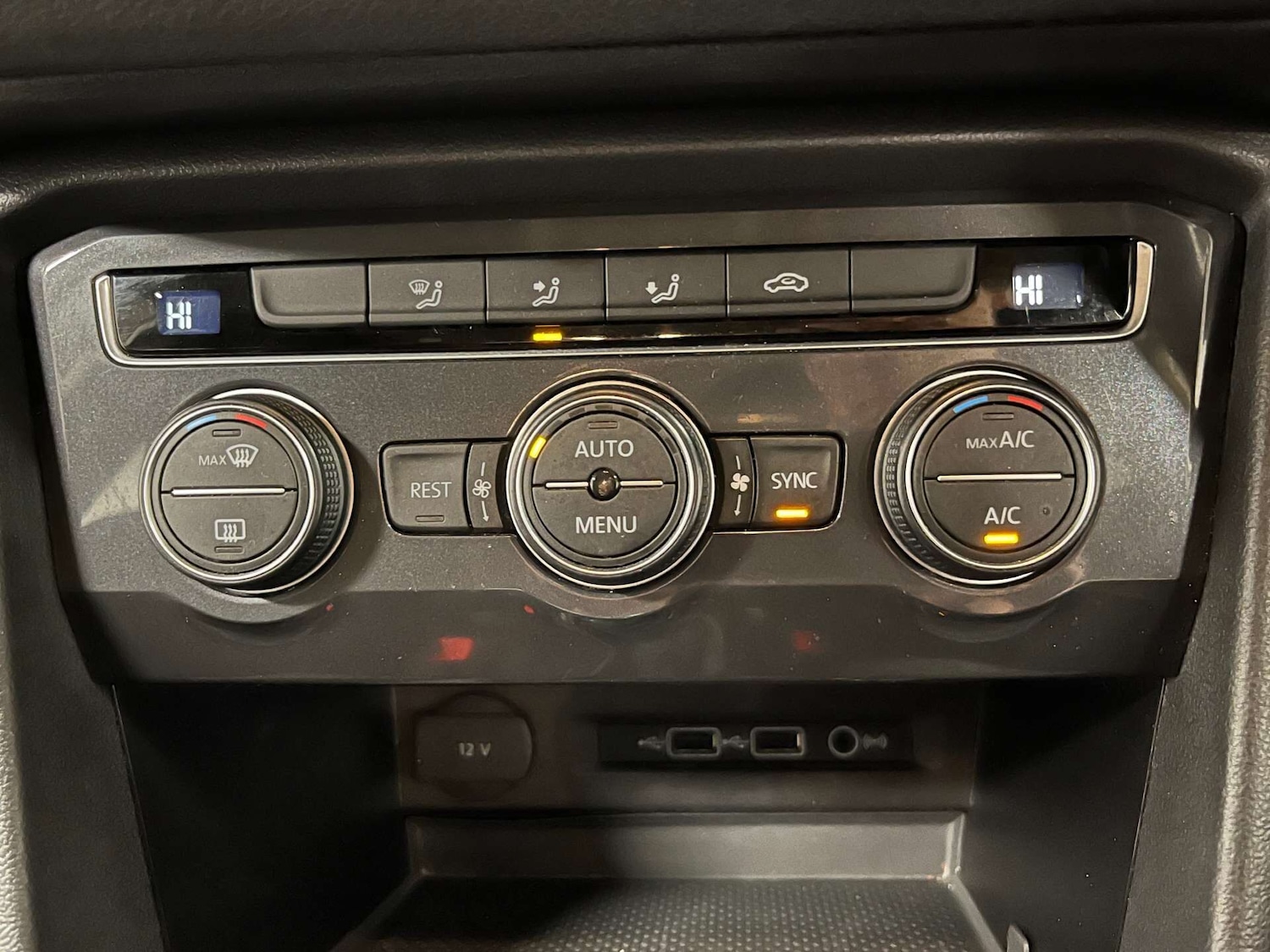 Used Volkswagen Tiguan 2019 for sale - 76413860: Photo 25