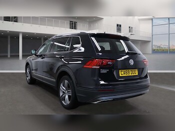 Used Volkswagen Tiguan Allspace 2019 for sale - 76413860: Photo