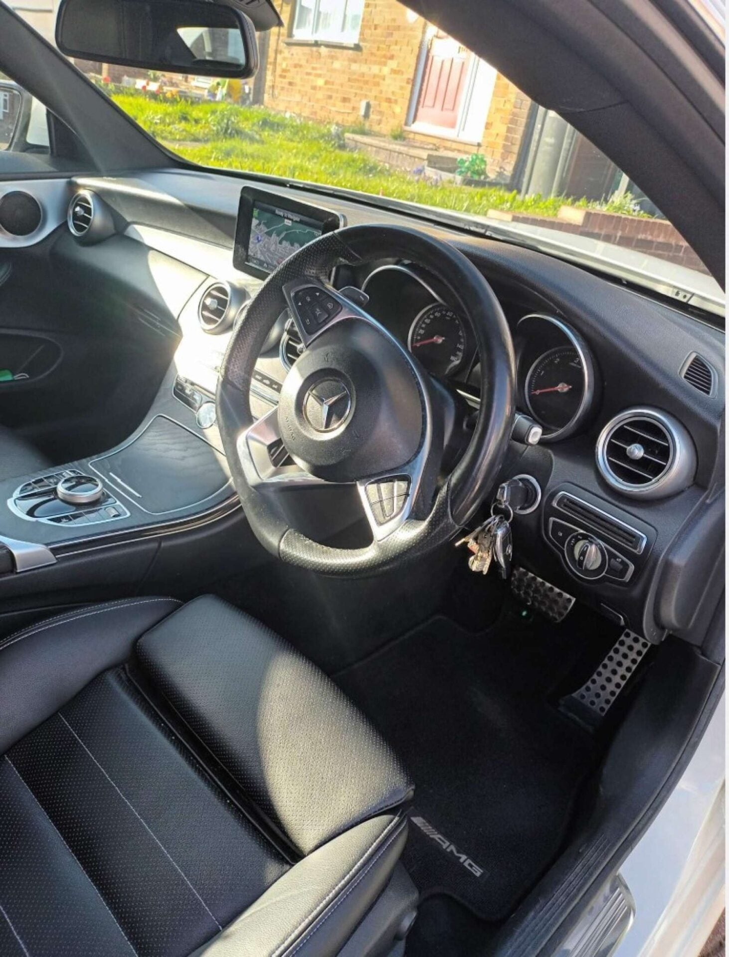 Used Mercedes-Benz C Class 2018 for sale - 78077998: Photo 2