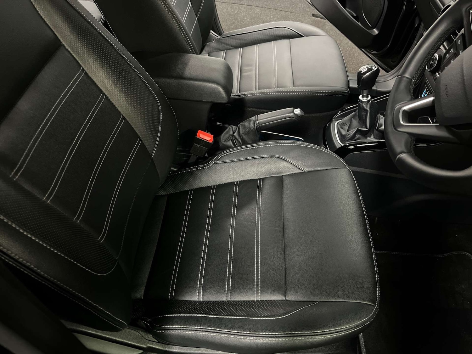 Used Ford Ecosport 2018 for sale - 76506074: Photo 14