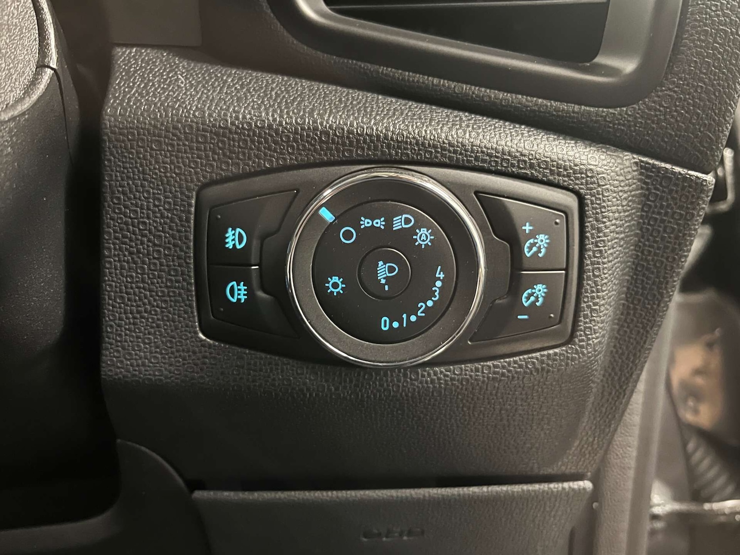 Used Ford Ecosport 2018 for sale - 76506074: Photo 17