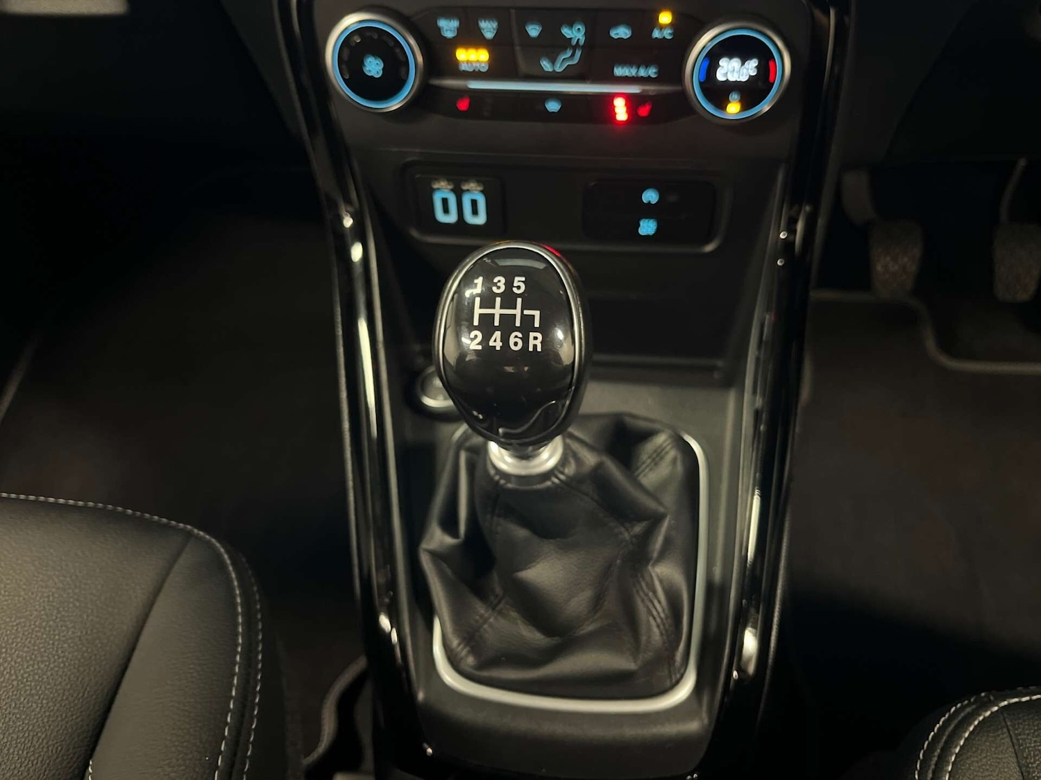 Used Ford Ecosport 2018 for sale - 76506074: Photo 26