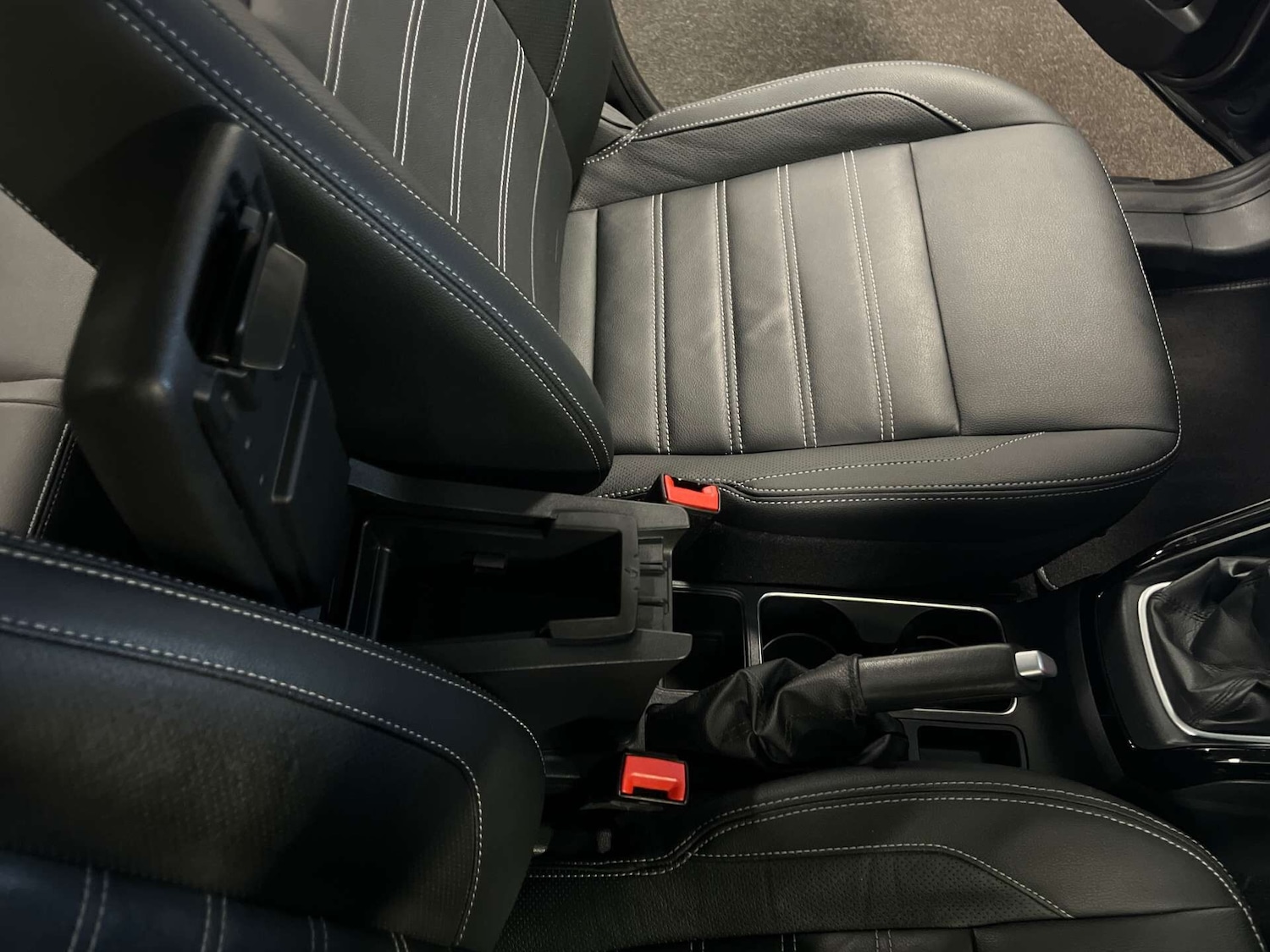 Used Ford Ecosport 2018 for sale - 76506074: Photo 27