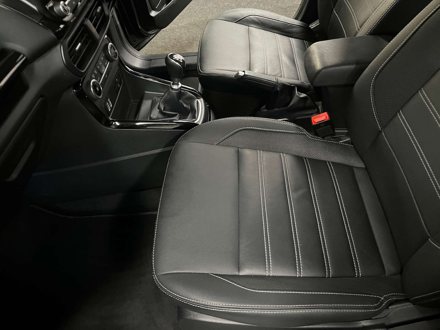 Used Ford Ecosport 2018 for sale - 76506074: Photo 46