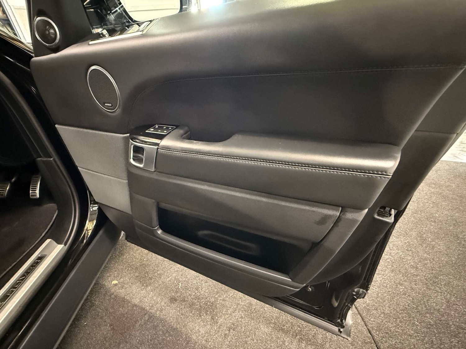 Used Land Rover Range Rover Sport 2018 for sale - 76638748: Photo 24