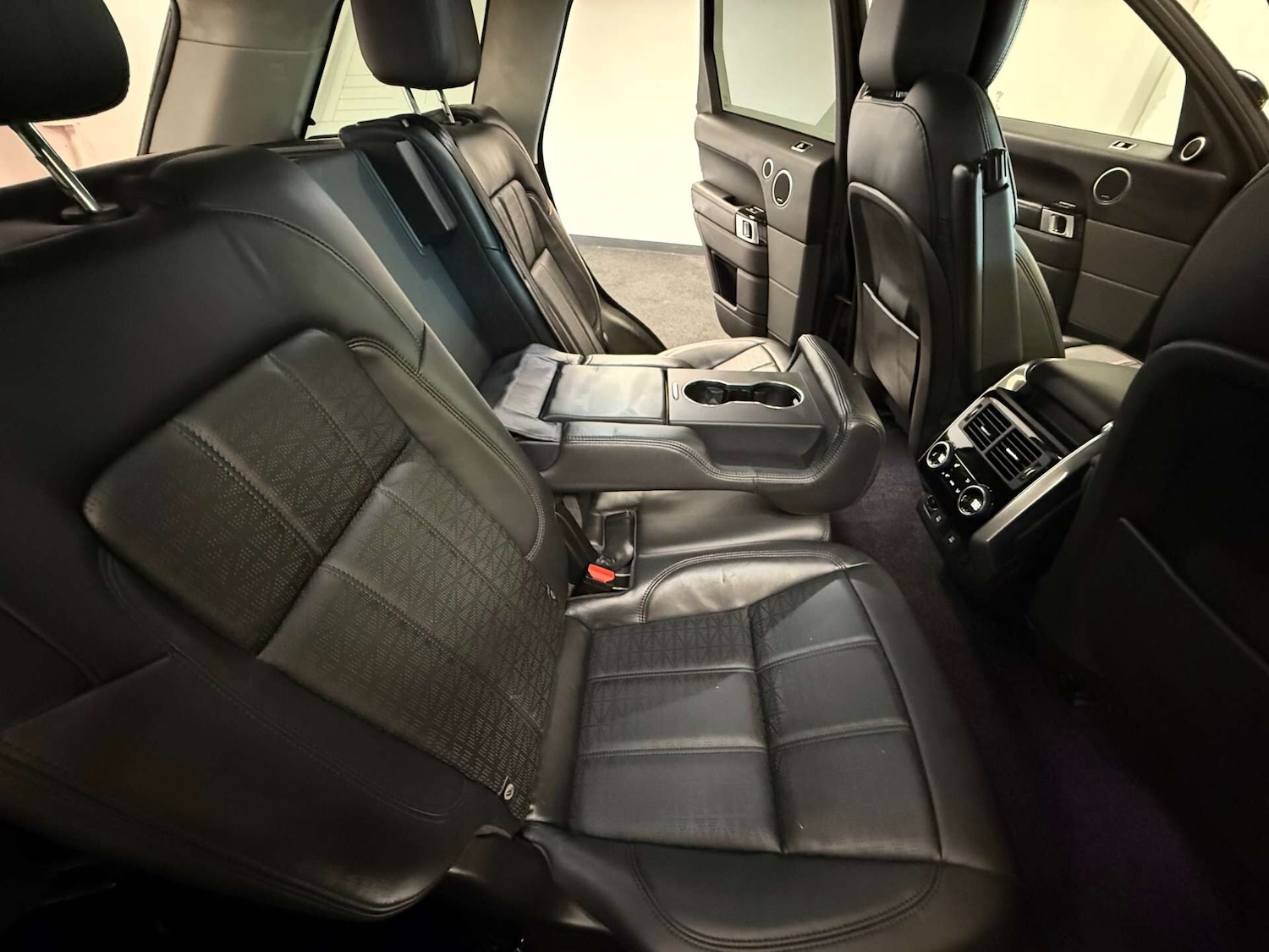 Used Land Rover Range Rover Sport 2018 for sale - 76638748: Photo 33