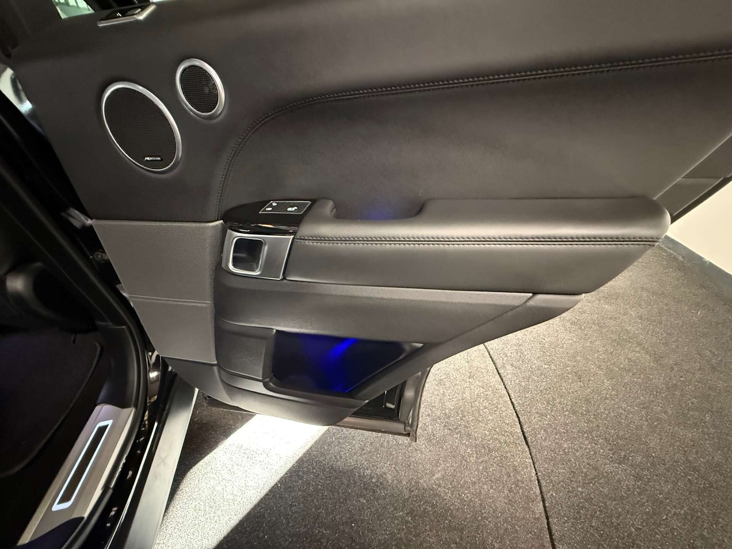 Used Land Rover Range Rover Sport 2018 for sale - 76638748: Photo 34