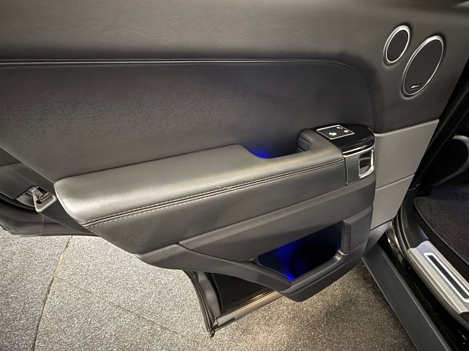 Used Land Rover Range Rover Sport 2018 for sale - 76638748: Photo 41