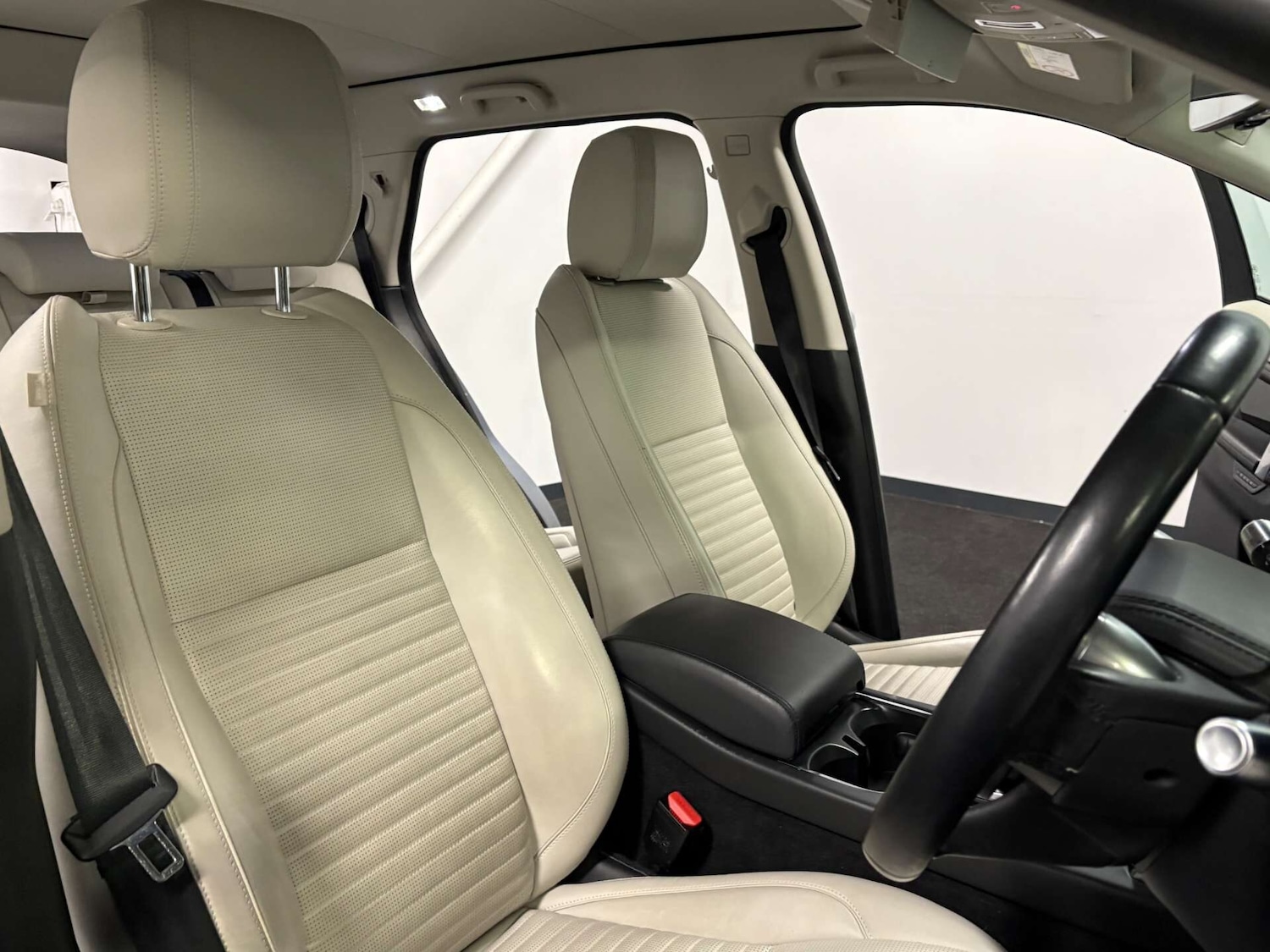 Used Land Rover Discovery Sport 2019 for sale - 78182658: Photo 16