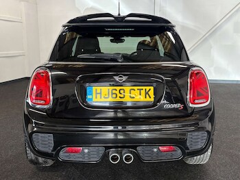 Used MINI Hatch 2019 for sale - 77445875: Photo