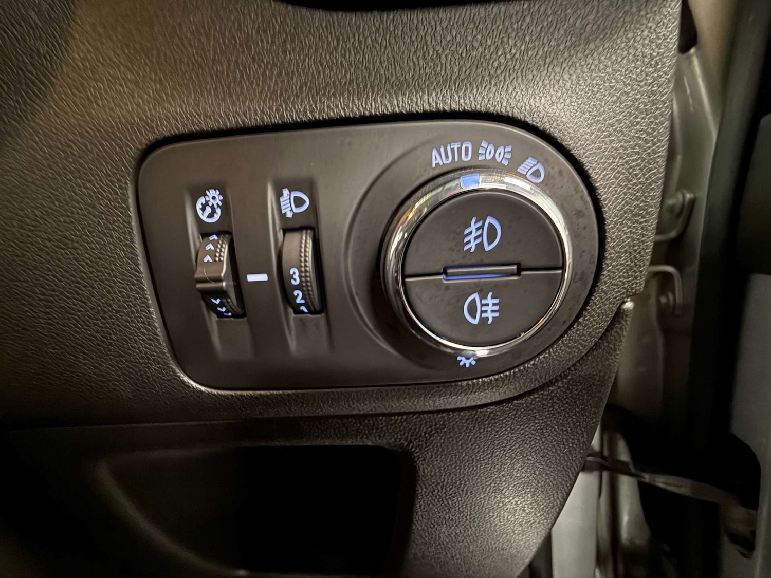 Used Vauxhall Crossland X 2018 for sale - 77311435: Photo 20