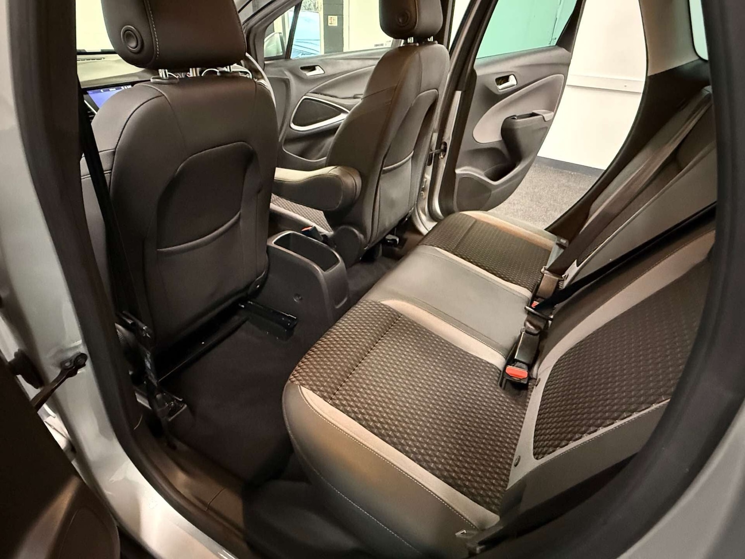 Used Vauxhall Crossland X 2018 for sale - 77311435: Photo 30