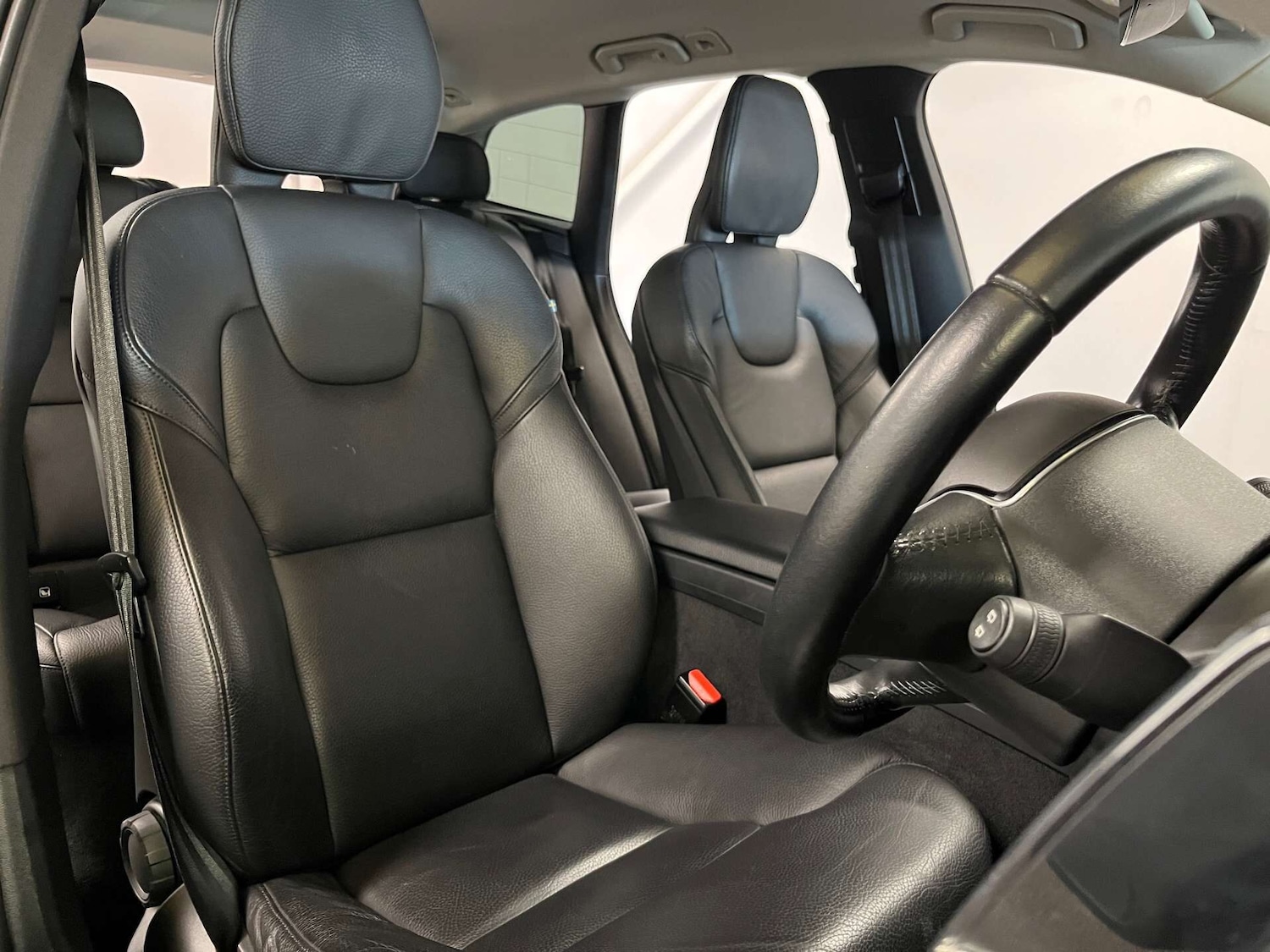 Used Volvo XC60 2021 for sale - 76589104: Photo 13