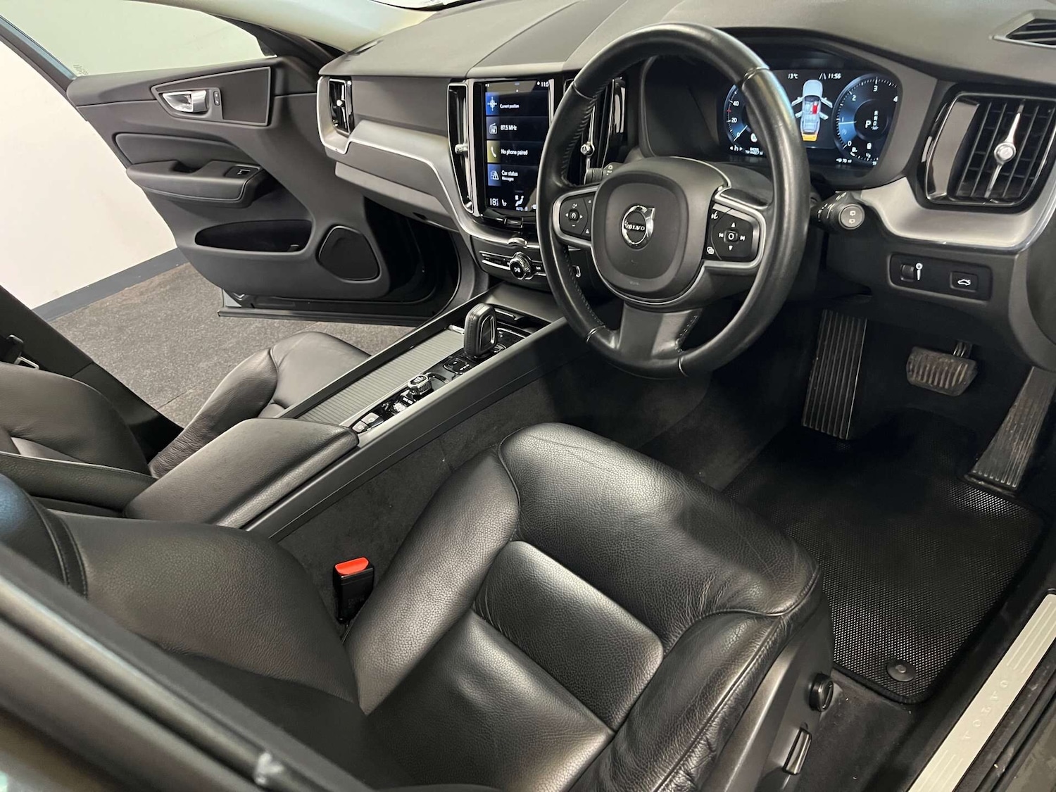 Used Volvo XC60 2021 for sale - 76589104: Photo 17