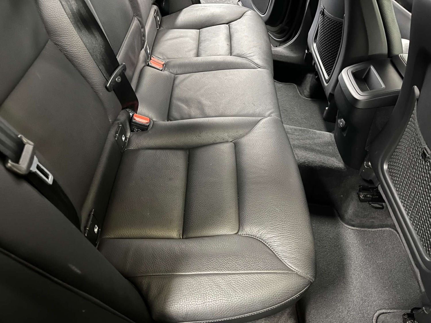 Used Volvo XC60 2021 for sale - 76589104: Photo 35