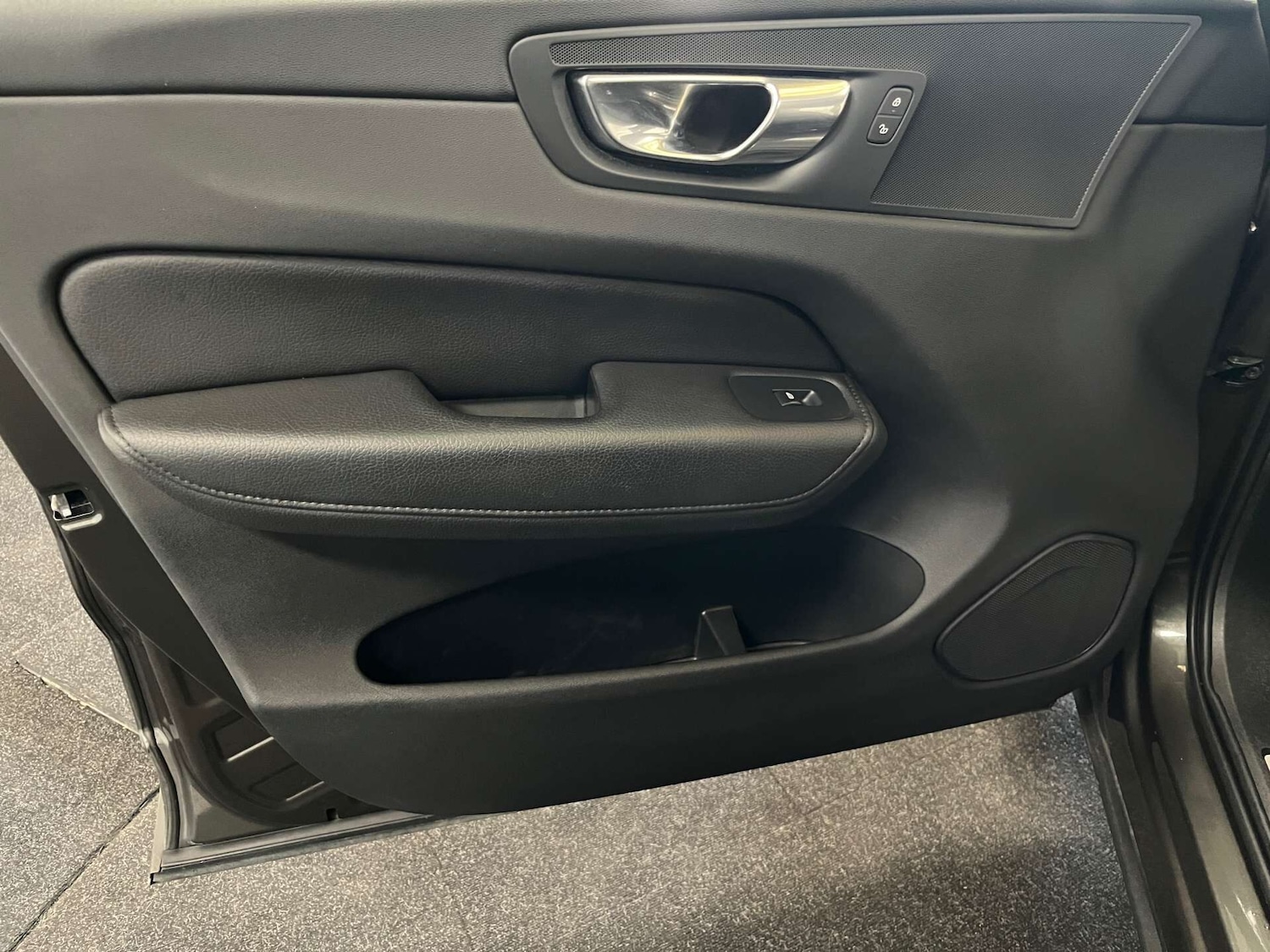 Used Volvo XC60 2021 for sale - 76589104: Photo 50