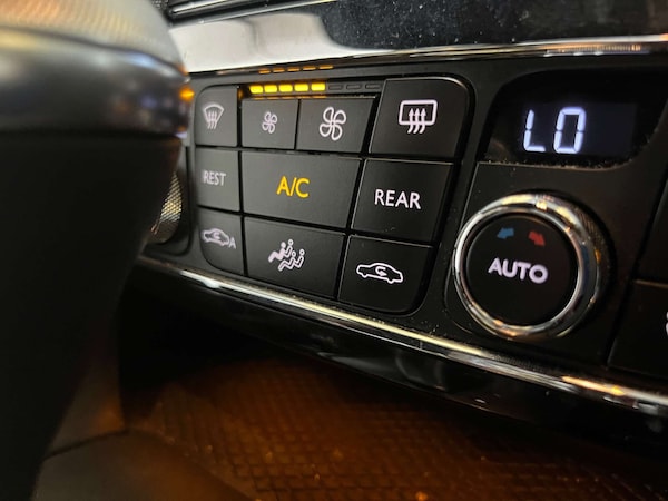 Used Bentley Continental 2013 for sale - 76037345: Photo 26