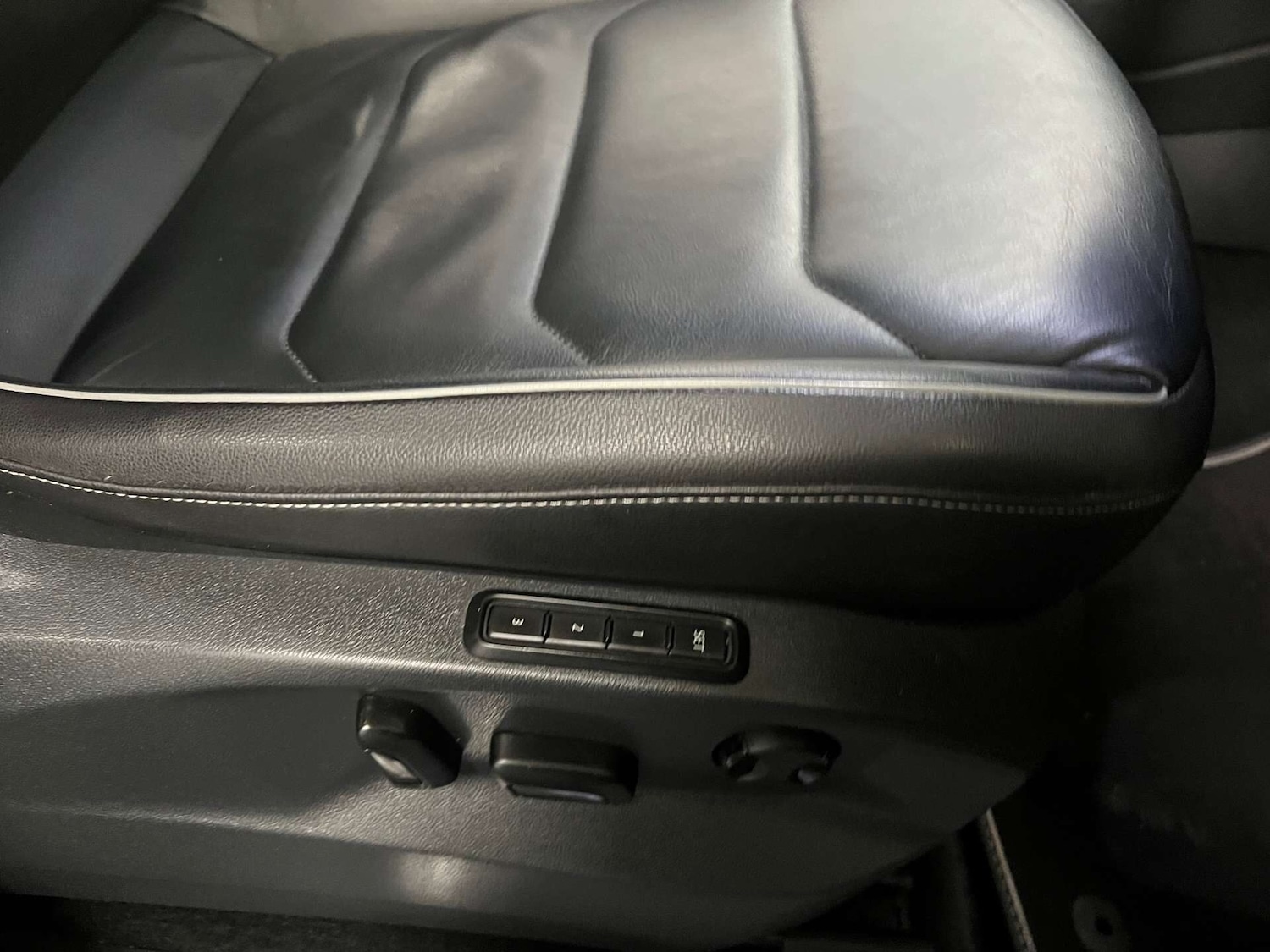 Used Volkswagen Tiguan 2018 for sale - 76697447: Photo 14