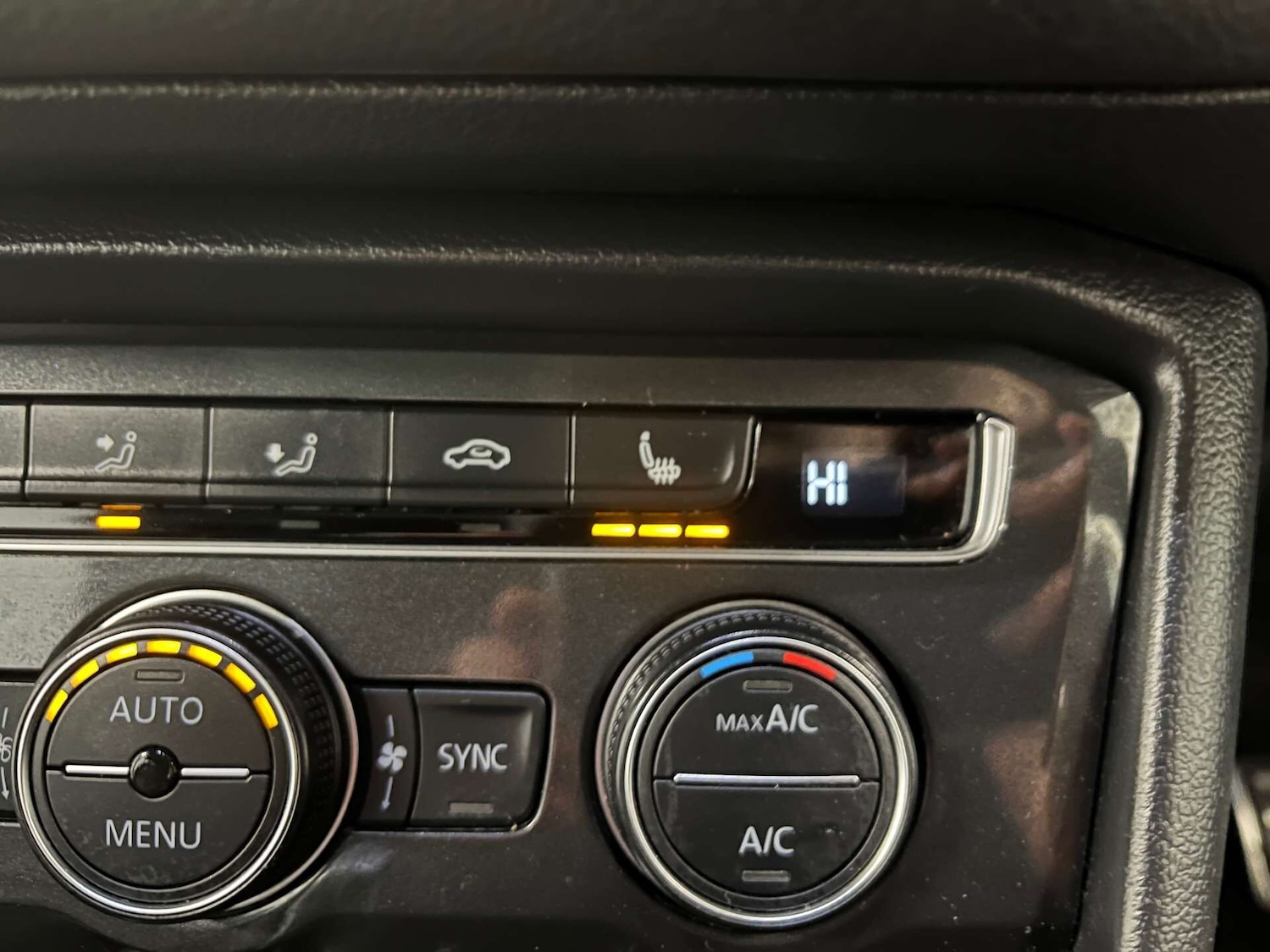 Used Volkswagen Tiguan 2018 for sale - 76697447: Photo 24