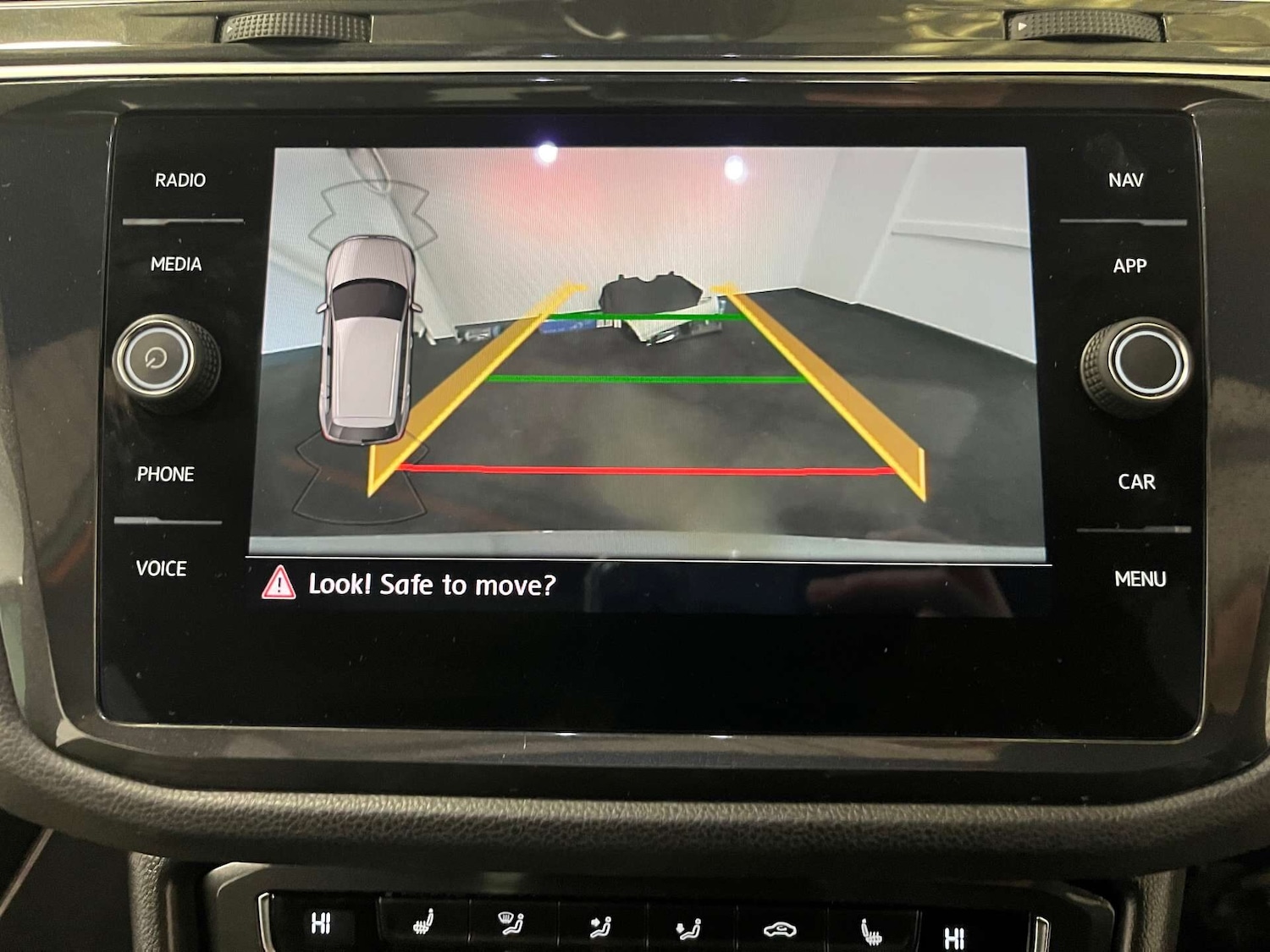 Used Volkswagen Tiguan 2018 for sale - 76697447: Photo 27