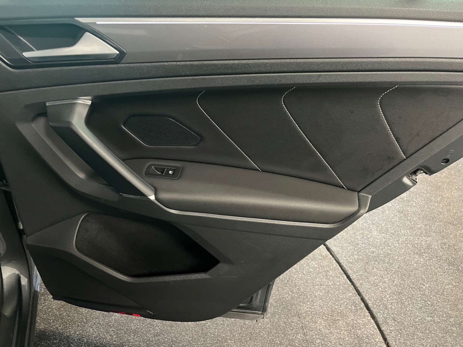 Used Volkswagen Tiguan 2018 for sale - 76697447: Photo 30