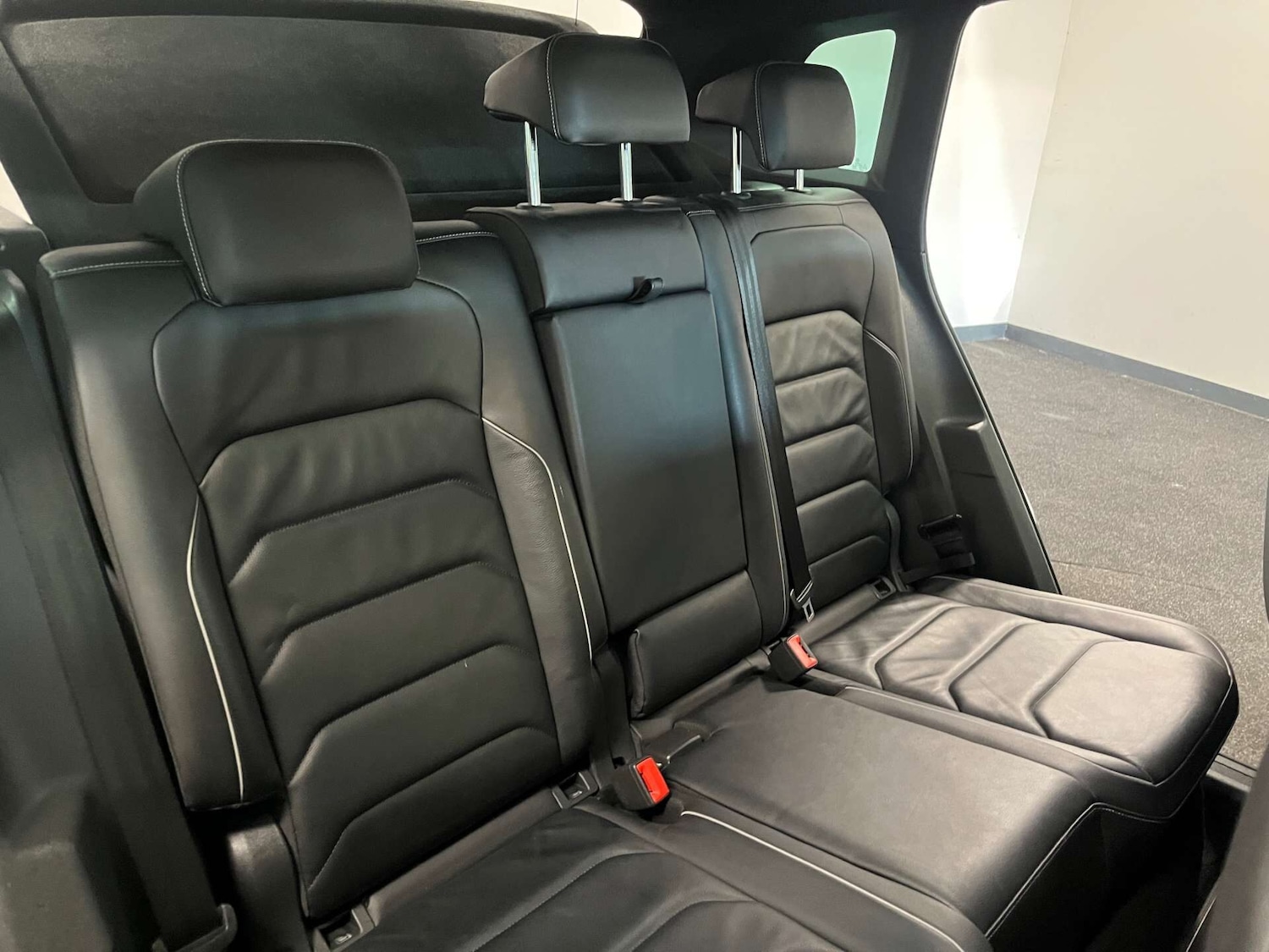 Used Volkswagen Tiguan 2018 for sale - 76697447: Photo 31