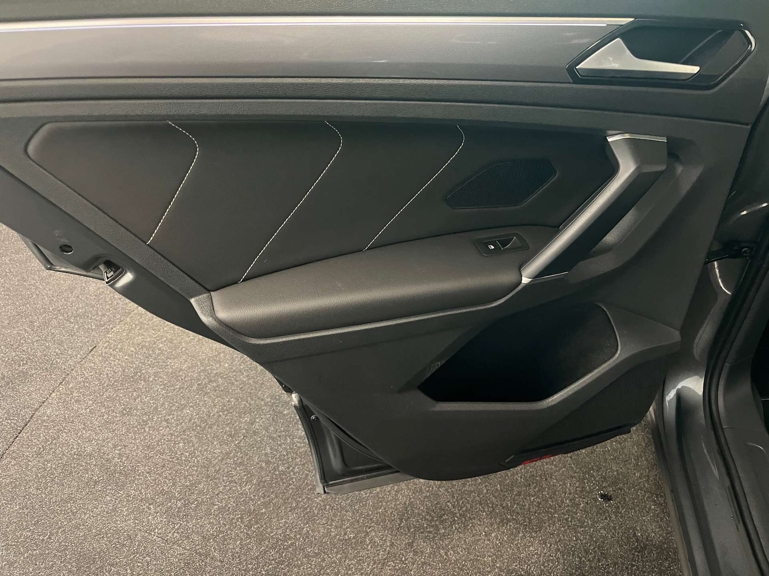 Used Volkswagen Tiguan 2018 for sale - 76697447: Photo 41