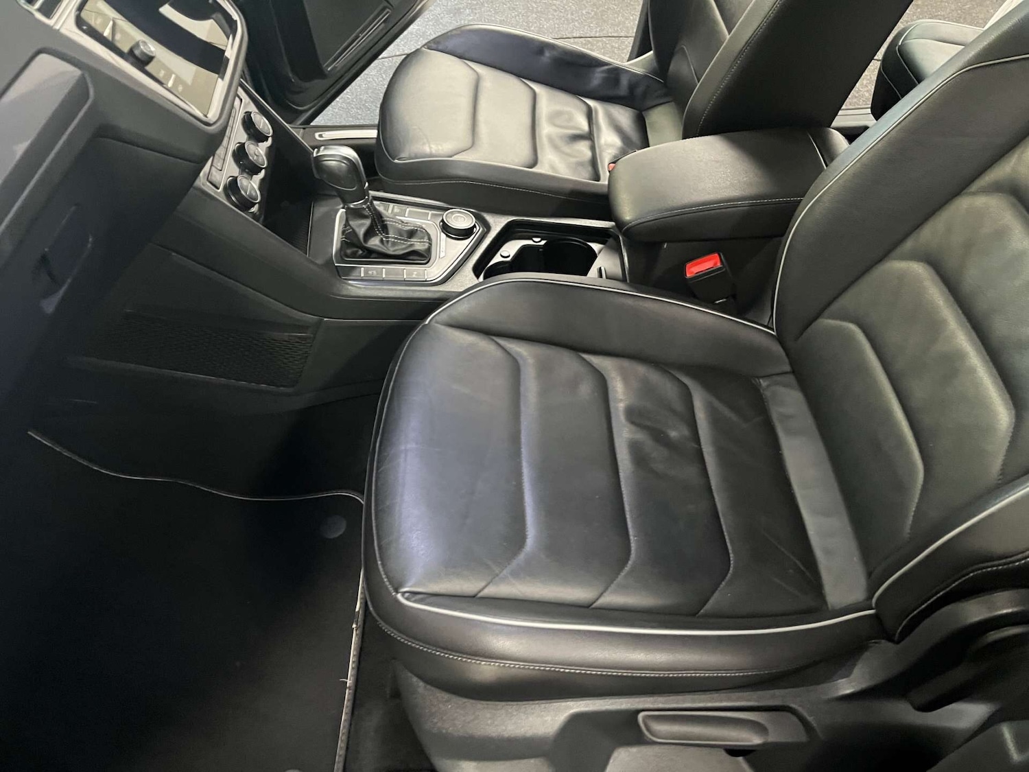 Used Volkswagen Tiguan 2018 for sale - 76697447: Photo 49