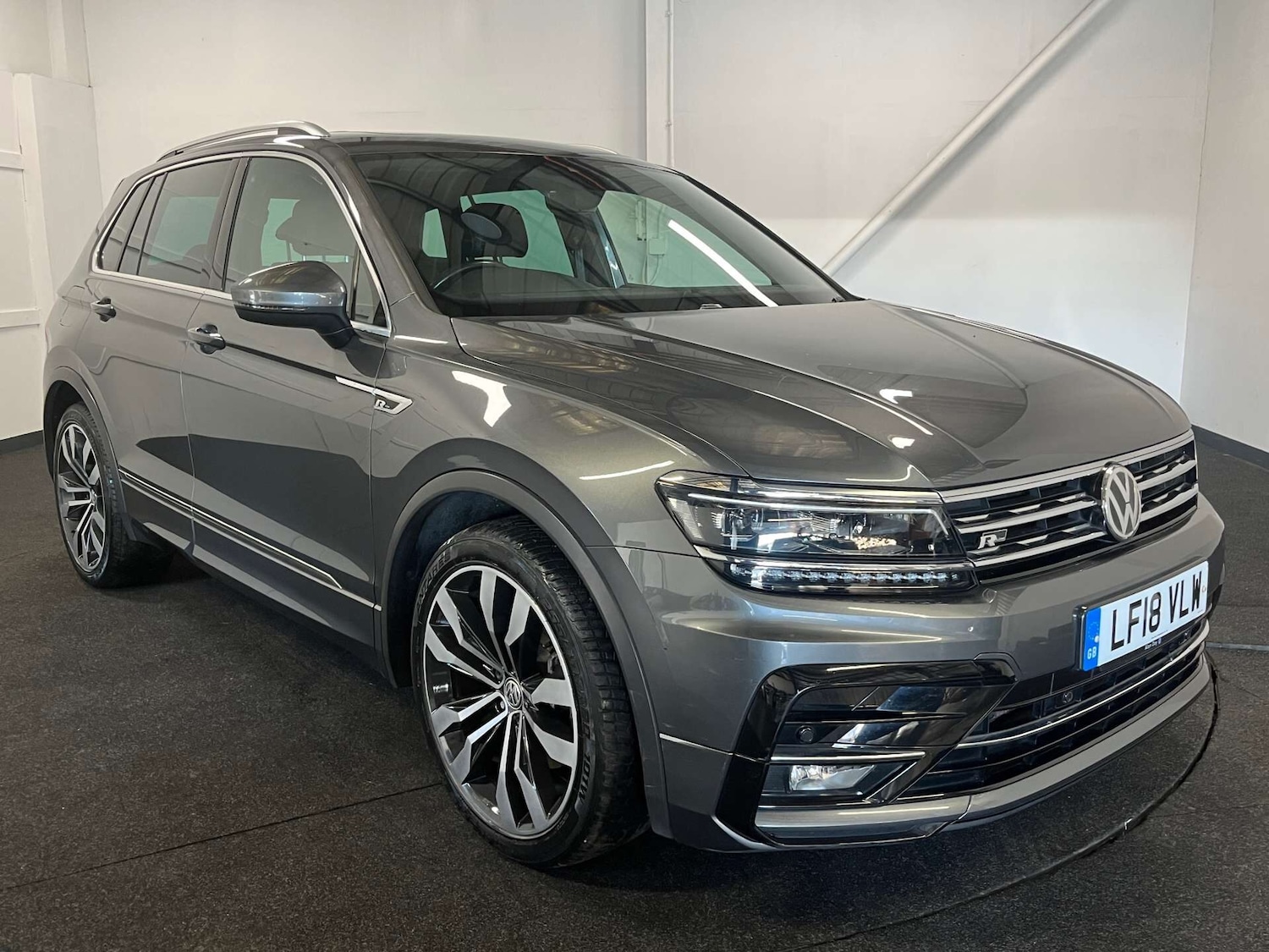 Used Volkswagen Tiguan 2018 for sale - 76697447: Photo 6